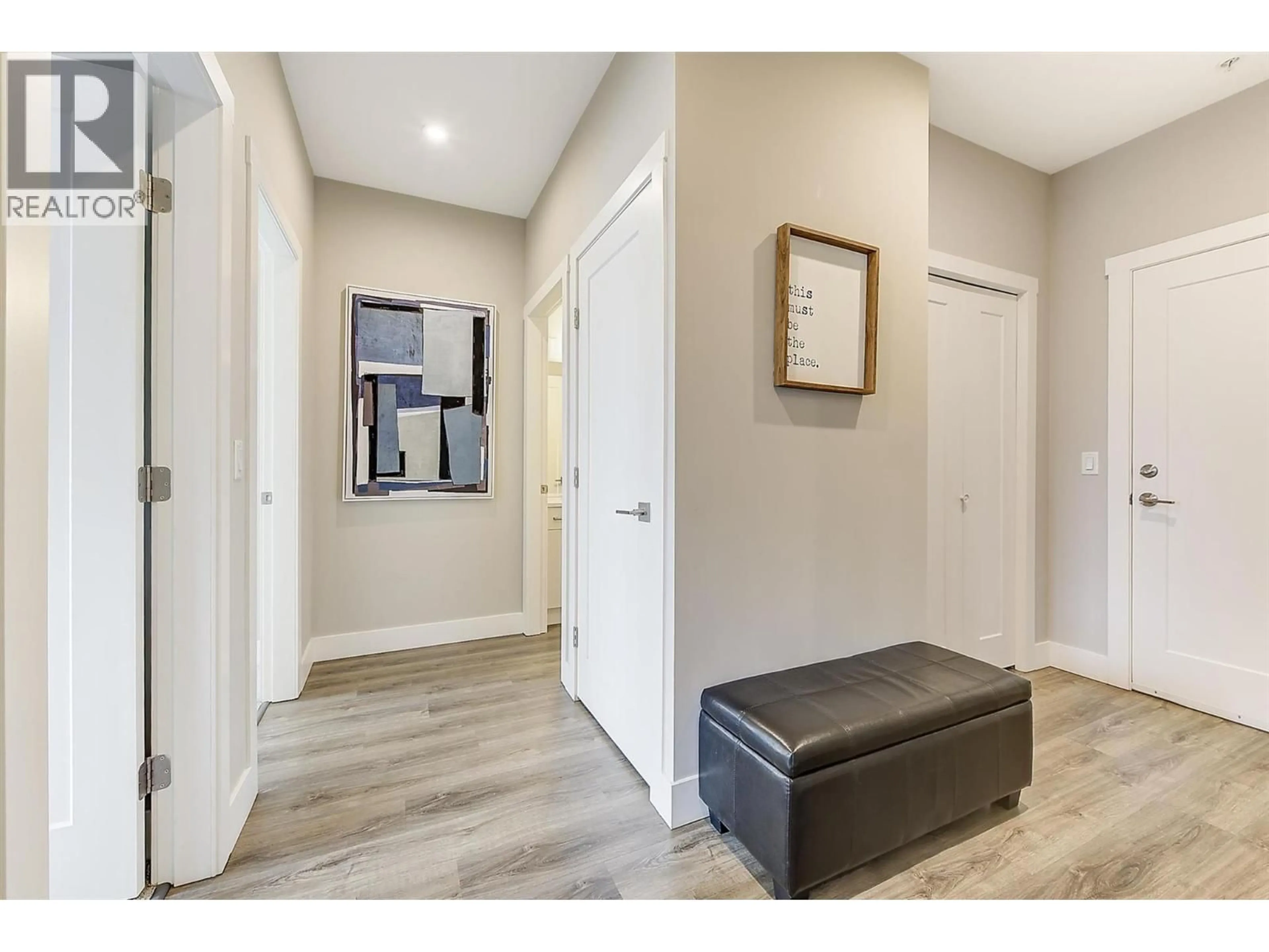 Indoor entryway for 201 - 3090 BURTCH ROAD, Kelowna British Columbia V1W5G9