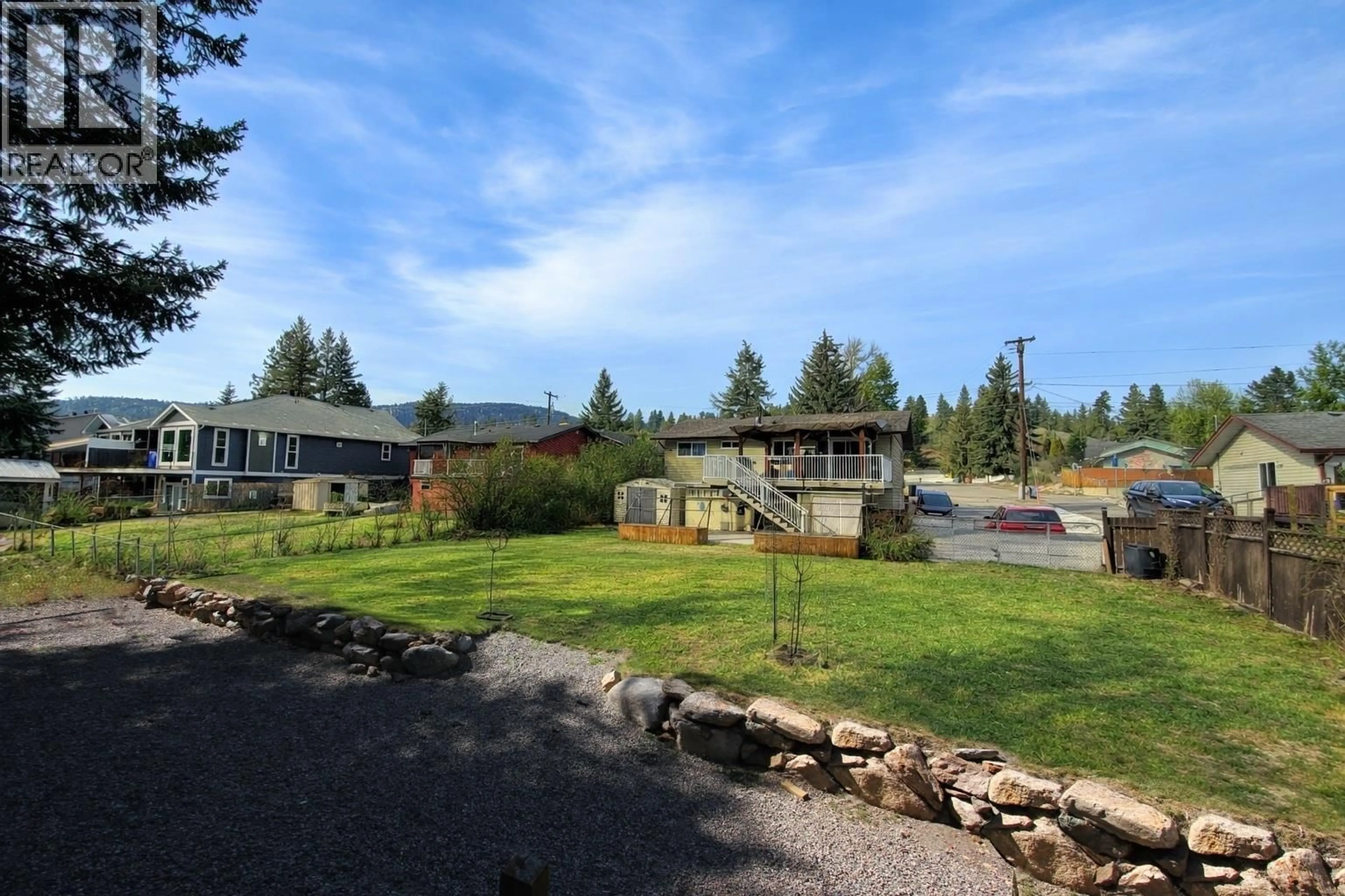 A pic from outside/outdoor area/front of a property/back of a property/a pic from drone, mountain view for 446 CORINA AVENUE, Princeton British Columbia V0X1W0