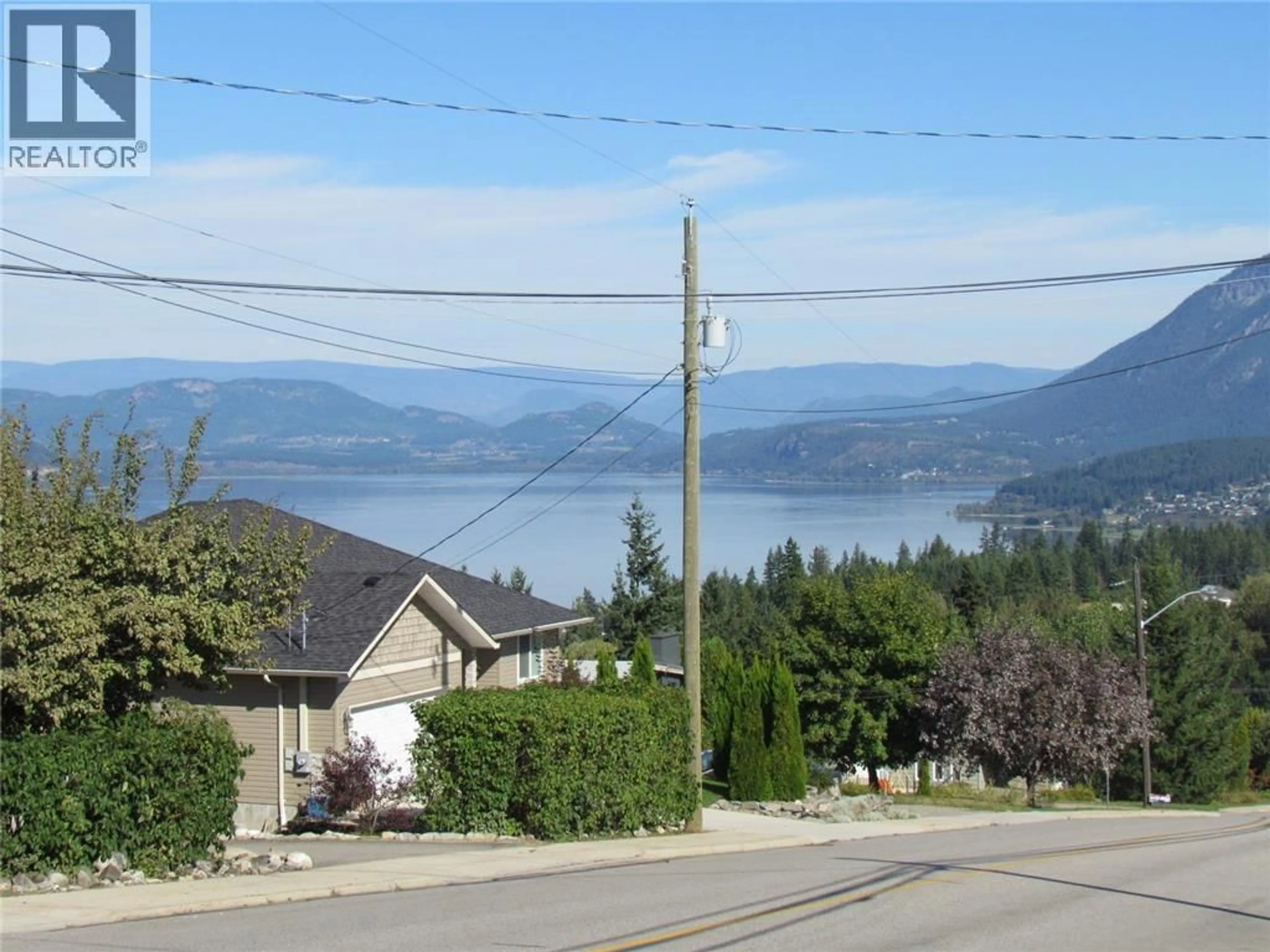 Blurry image for 430 20 STREET SOUTHEAST, Salmon Arm British Columbia V1E1J4