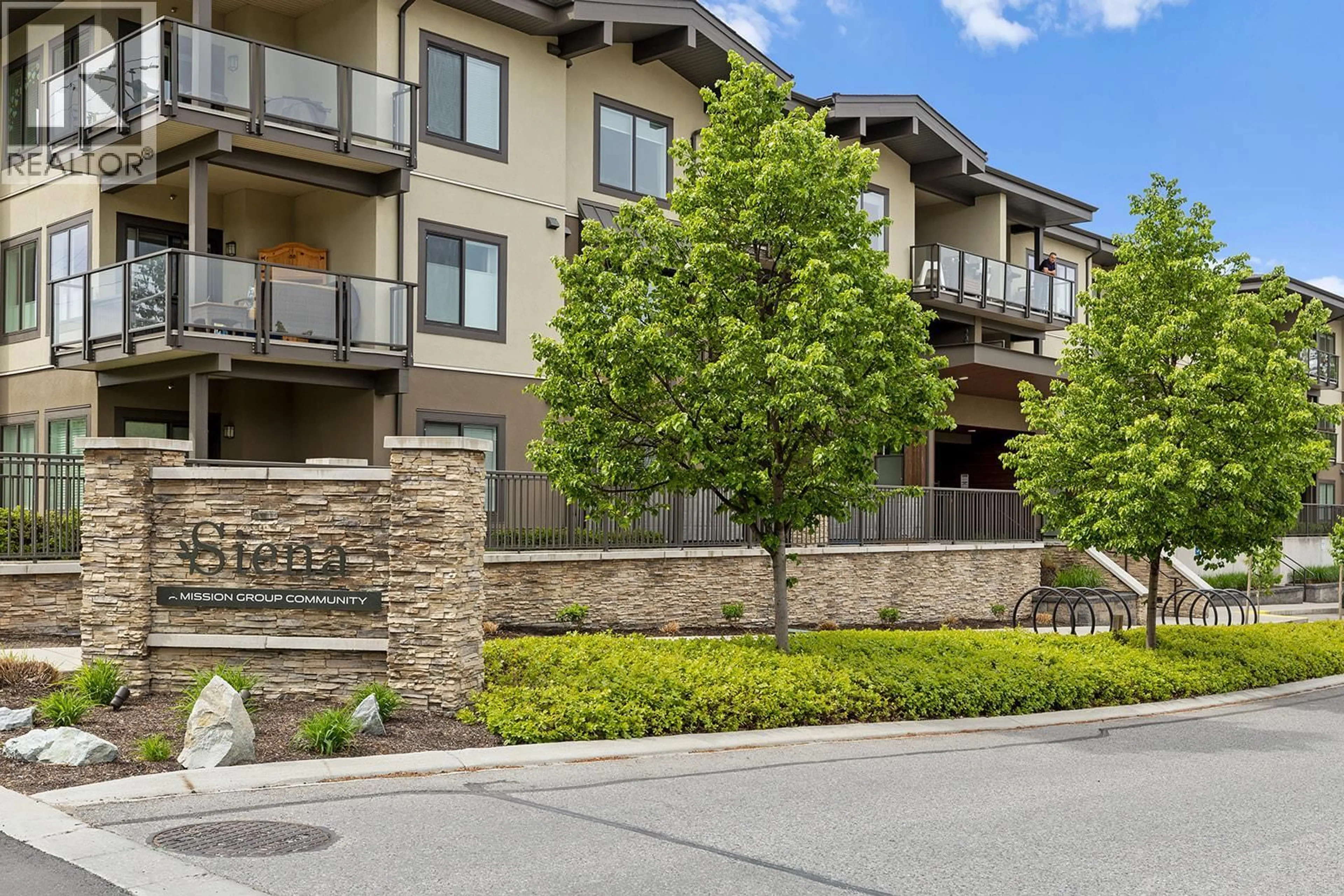 Patio, unknown for 121 - 4380 LAKESHORE ROAD, Kelowna British Columbia V1W5N3