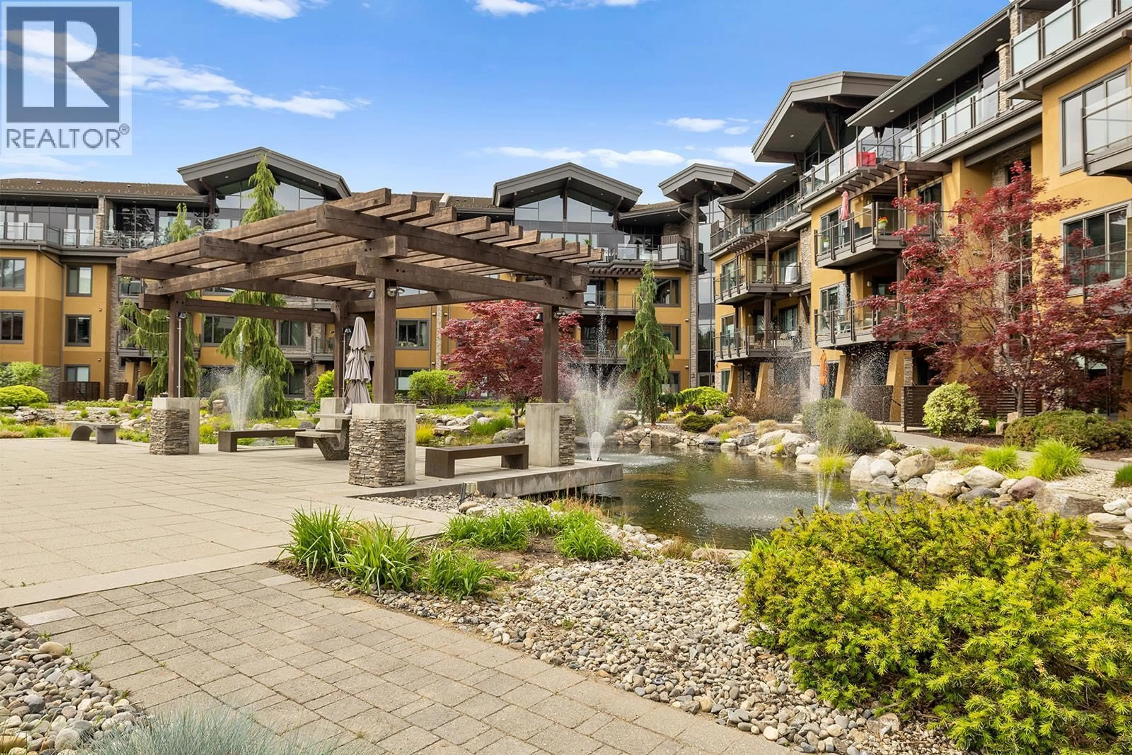 Patio, water/lake/river/ocean view for 121 - 4380 LAKESHORE ROAD, Kelowna British Columbia V1W5N3
