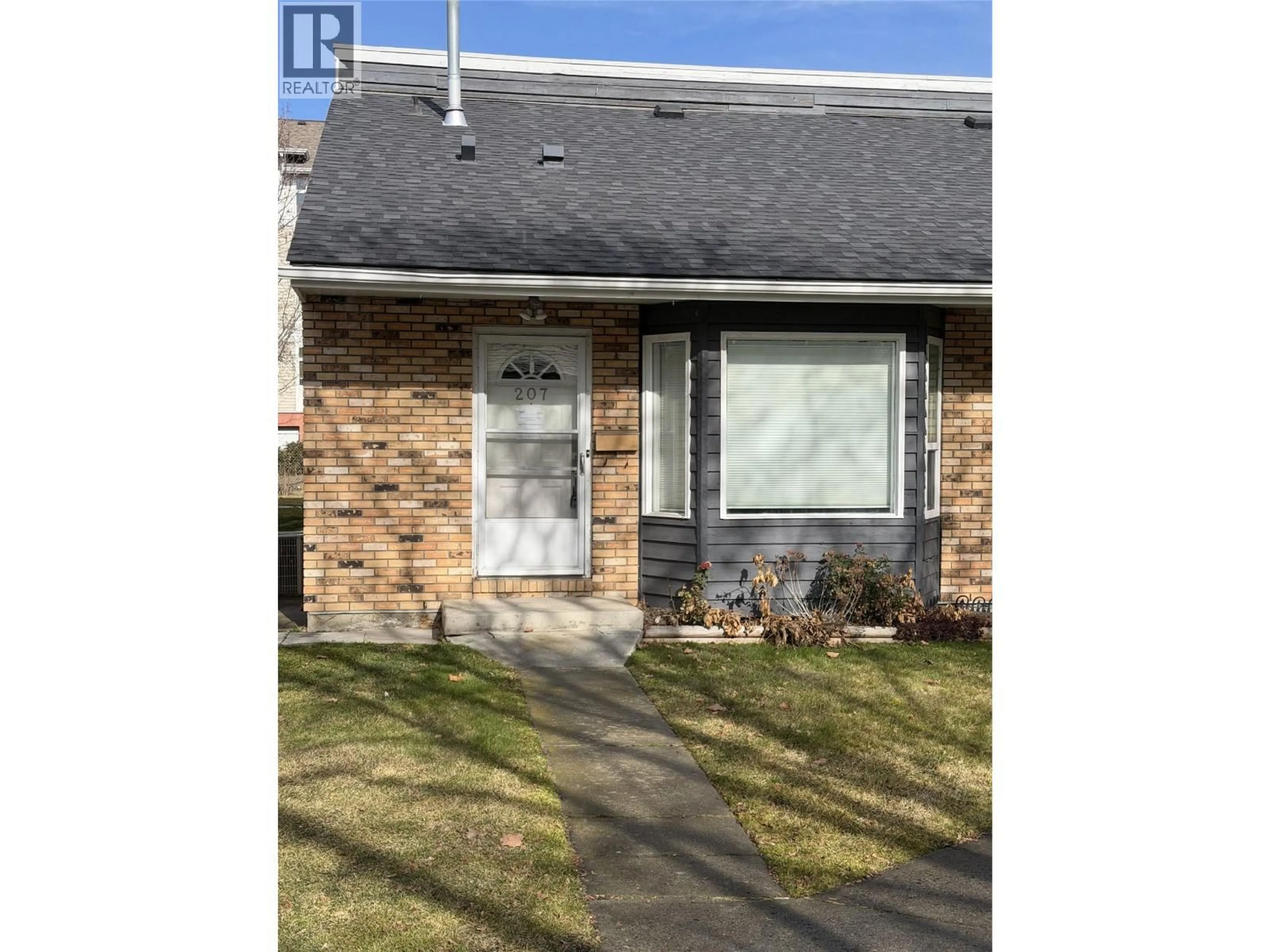 Unknown for 207 - 3155 GORDON DRIVE, Kelowna British Columbia V1W3N5