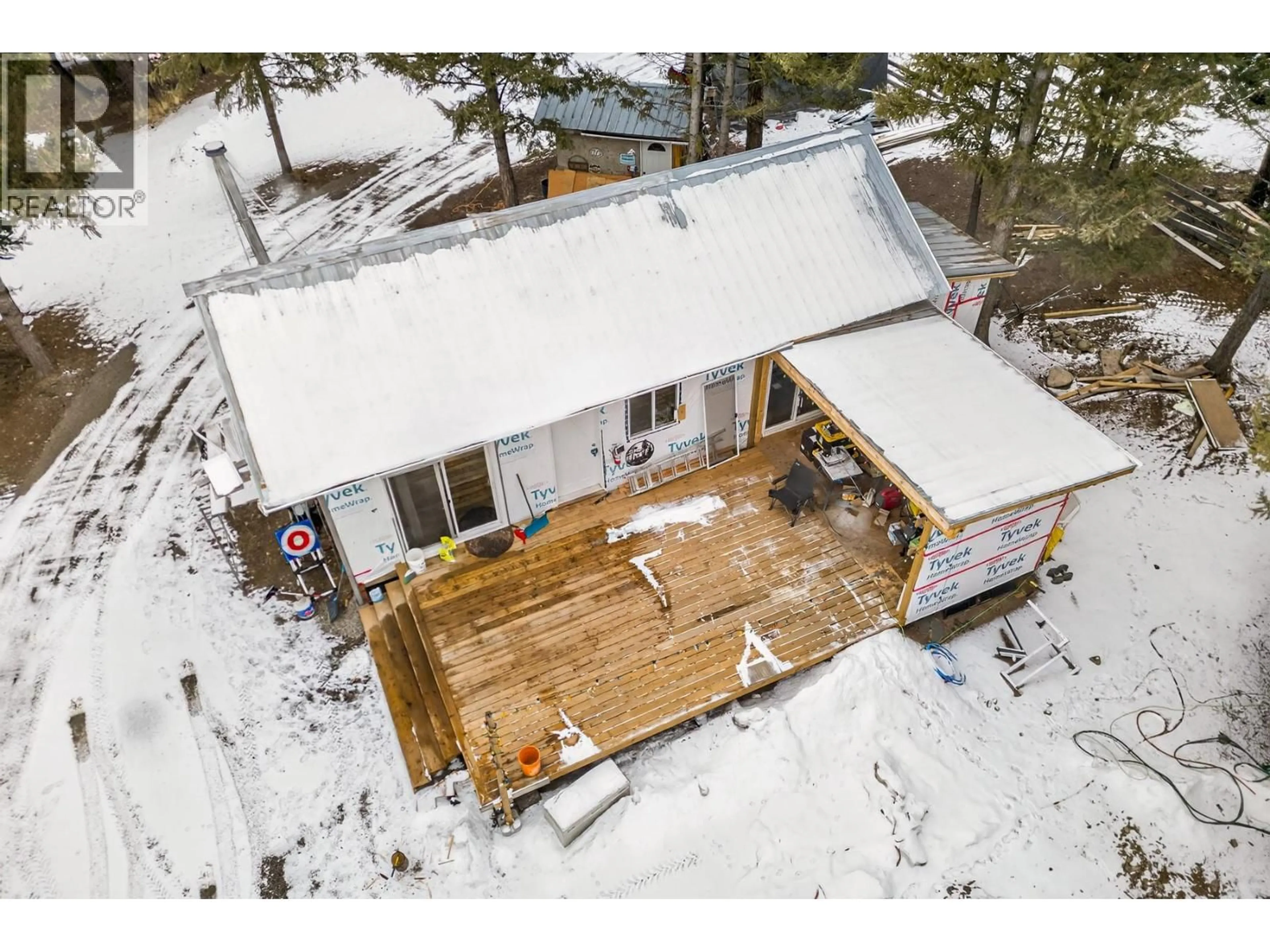 A pic from outside/outdoor area/front of a property/back of a property/a pic from drone, building for 597 WILD ROSE DRIVE, Merritt British Columbia V1K1B8