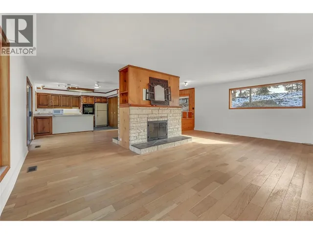 379 MAYNE AVENUE, Princeton 5
