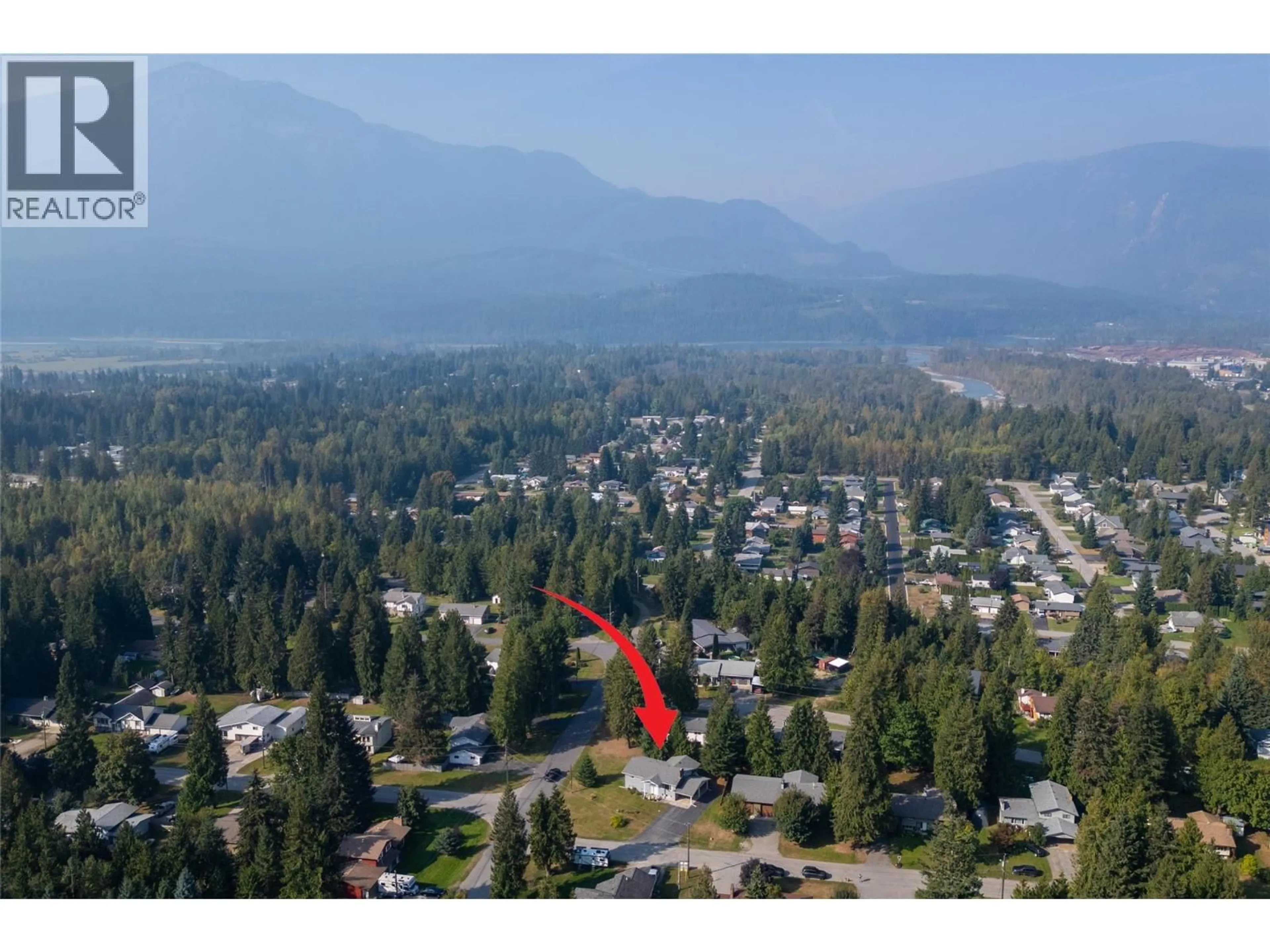 A pic from outside/outdoor area/front of a property/back of a property/a pic from drone, mountain view for 1695 HAY ROAD, Revelstoke British Columbia V0E2S1