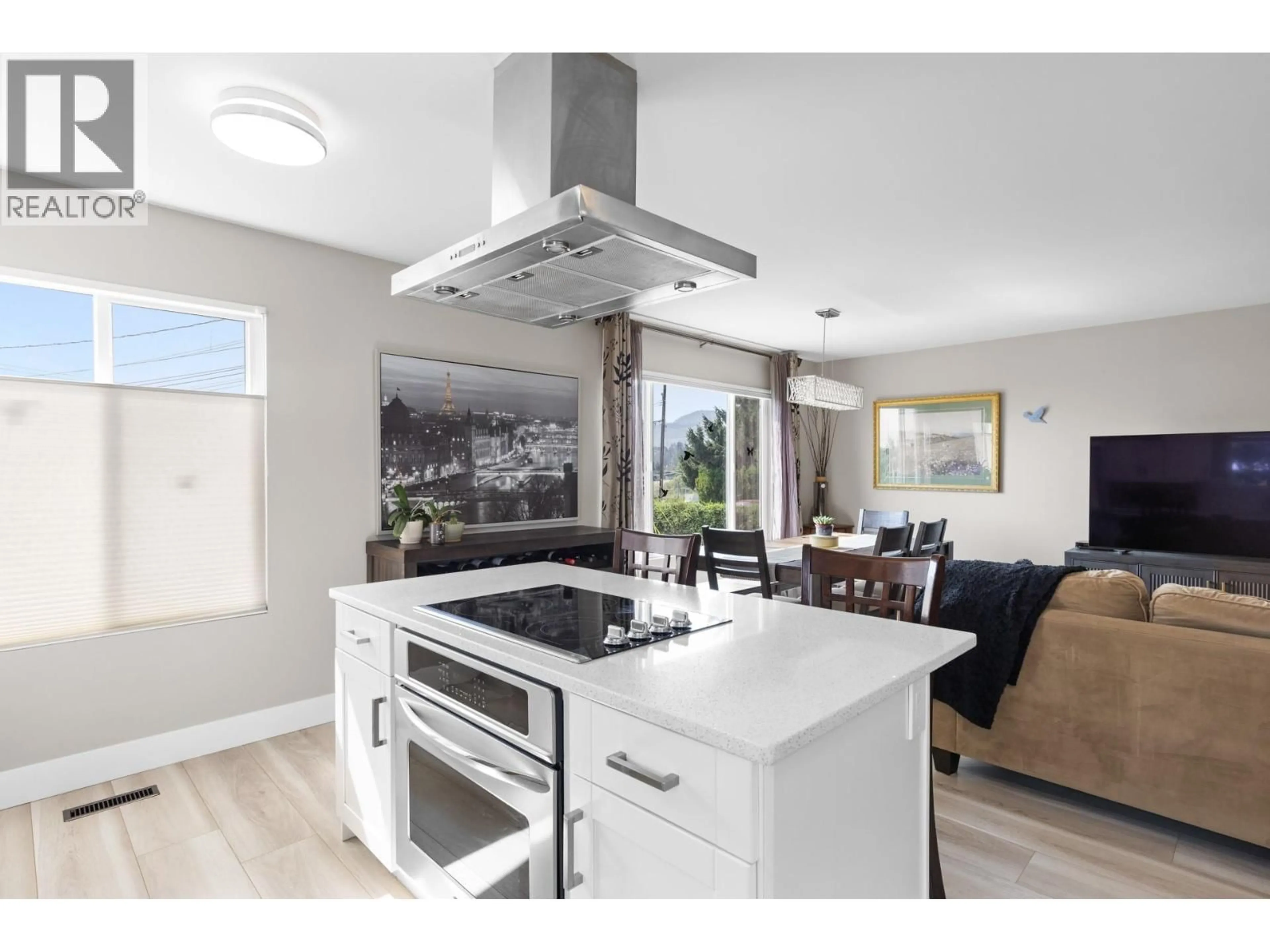 Open concept kitchen, unknown for 2440 MARGARET ROAD, West Kelowna British Columbia V4T1N6