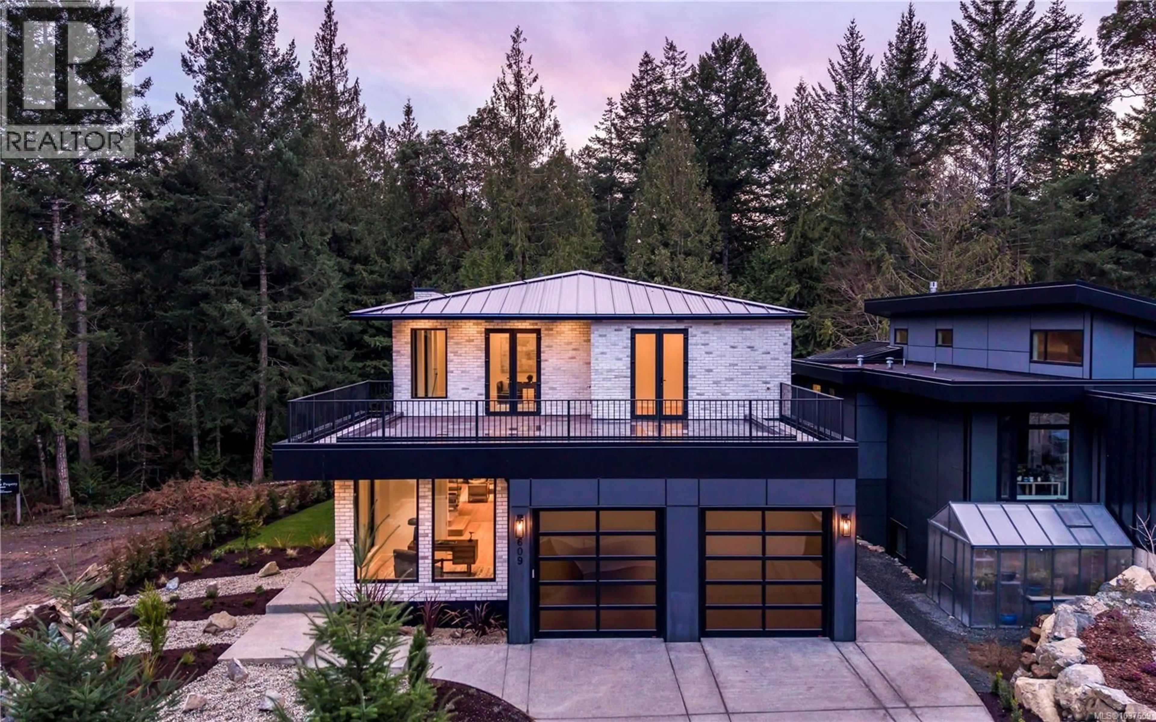 Home with brick exterior material, street for 609 MEDALIST AVENUE, Colwood British Columbia V9C0R7