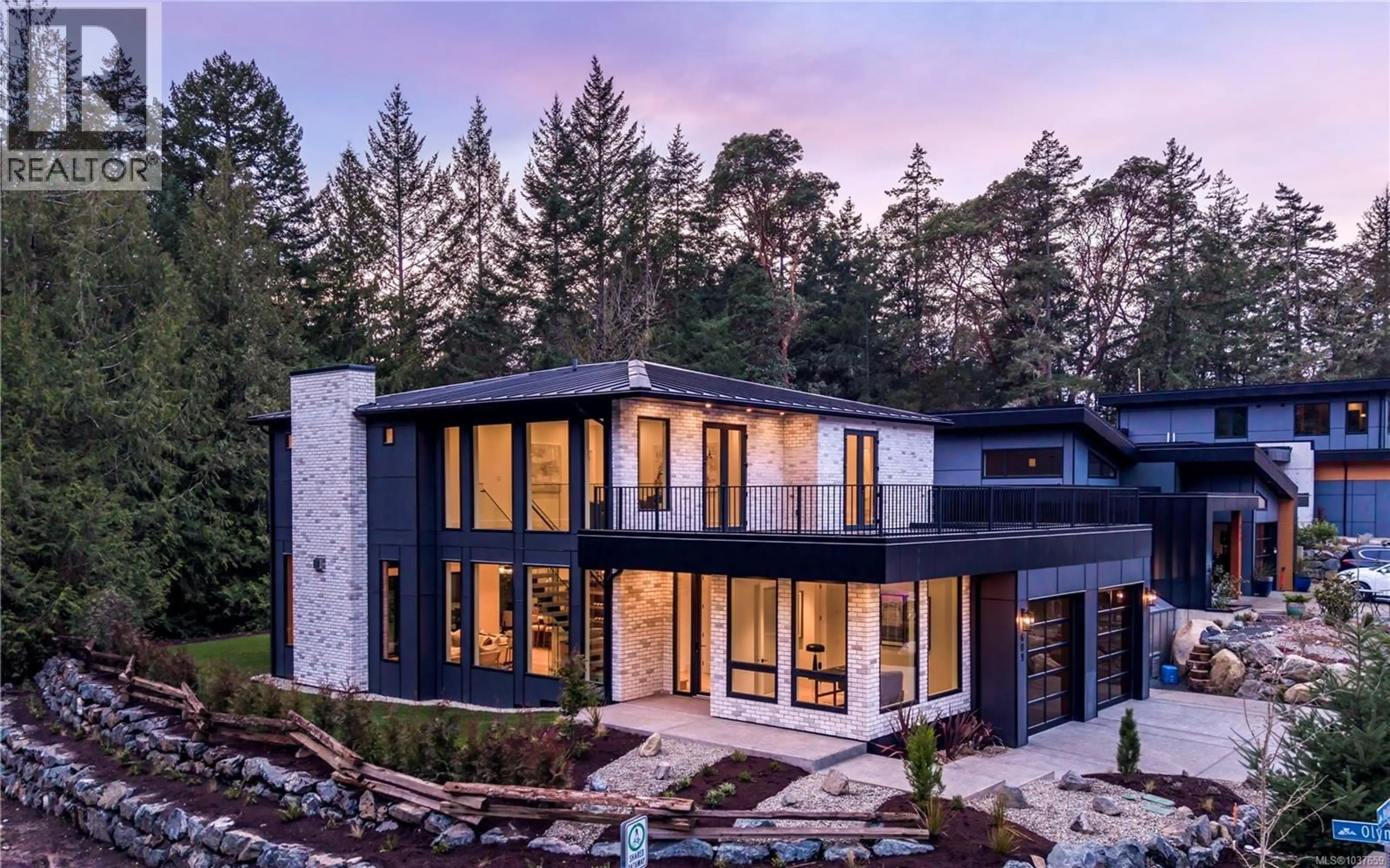 Unknown for 609 MEDALIST AVENUE, Colwood British Columbia V9C0R7