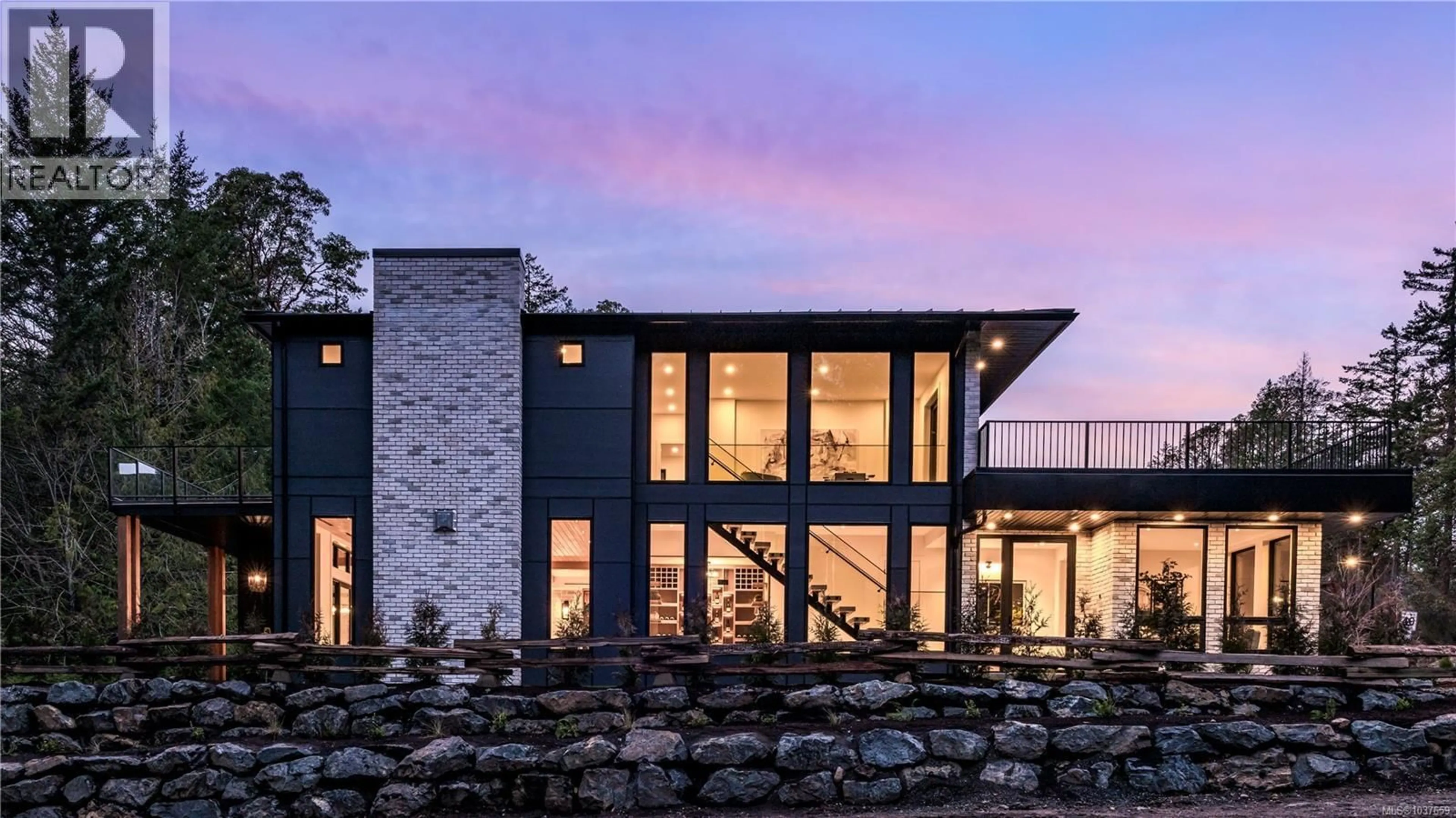 Home with brick exterior material, unknown for 609 MEDALIST AVENUE, Colwood British Columbia V9C0R7