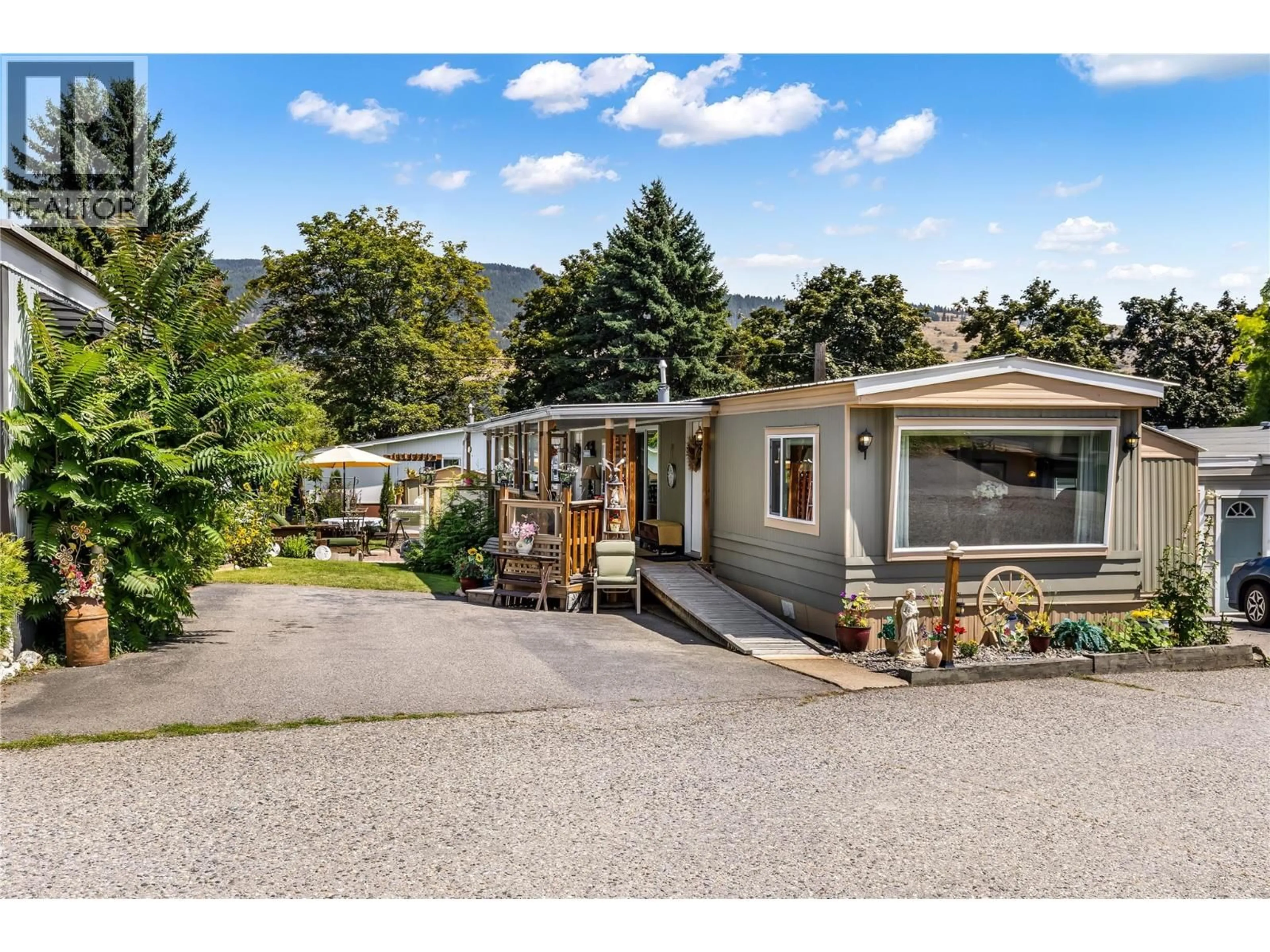 Home with vinyl exterior material, mountain view for 21 - 12022 PRETTY ROAD, Lake Country British Columbia V4V1H1