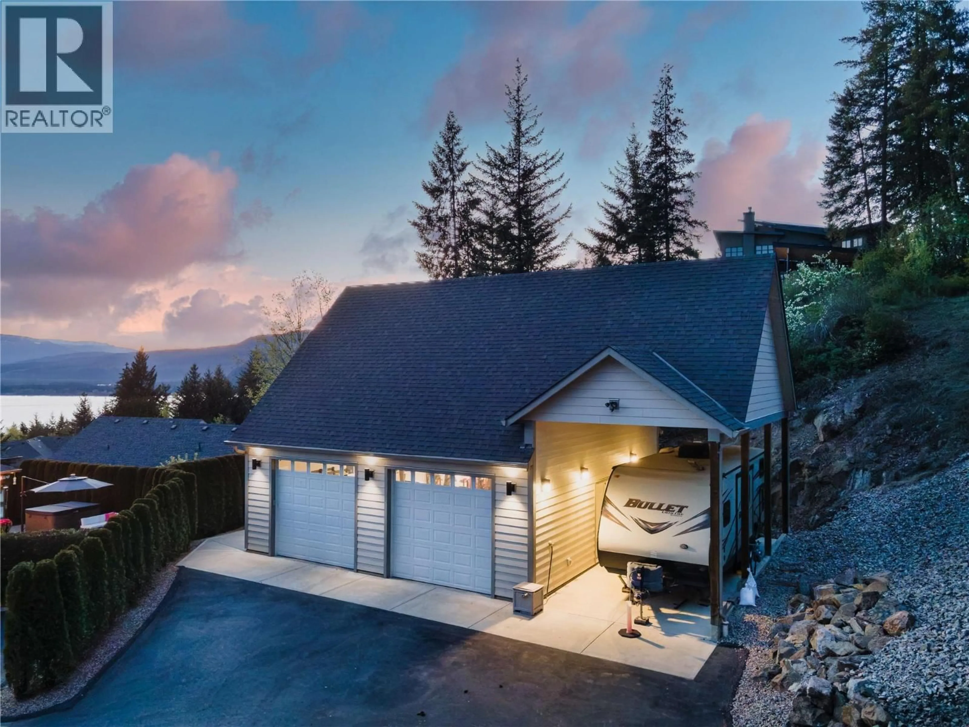 Indoor garage for 3643 MCBRIDE ROAD, Blind Bay British Columbia V0E1H1
