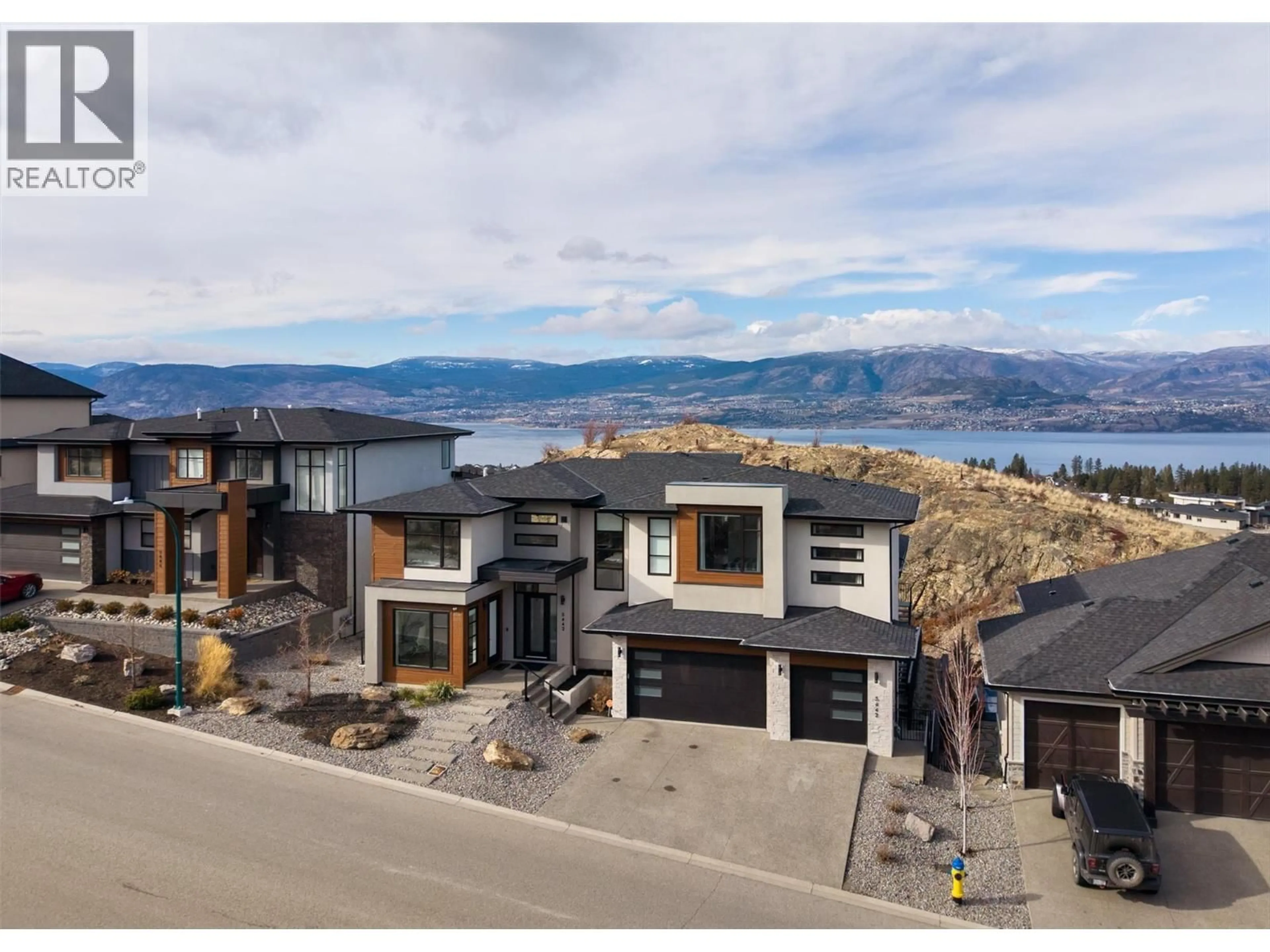 A pic from outside/outdoor area/front of a property/back of a property/a pic from drone, mountain view for 5442 UPPER MISSION DRIVE, Kelowna British Columbia V1W0B1