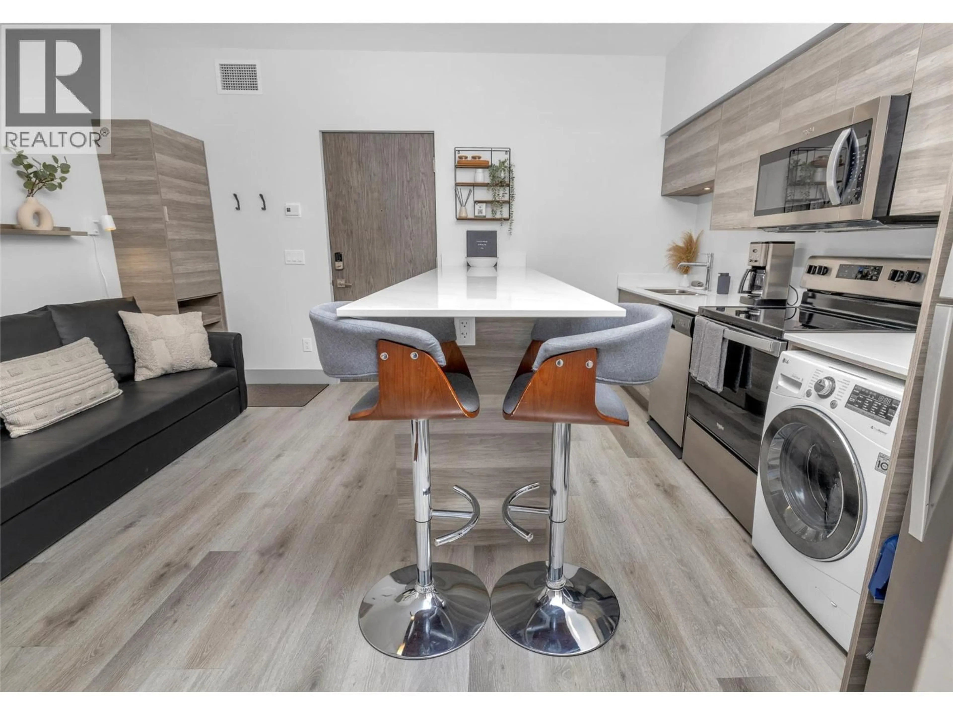 Unknown for 211 - 2555 LAKESHORE ROAD, Vernon British Columbia V1H0A4