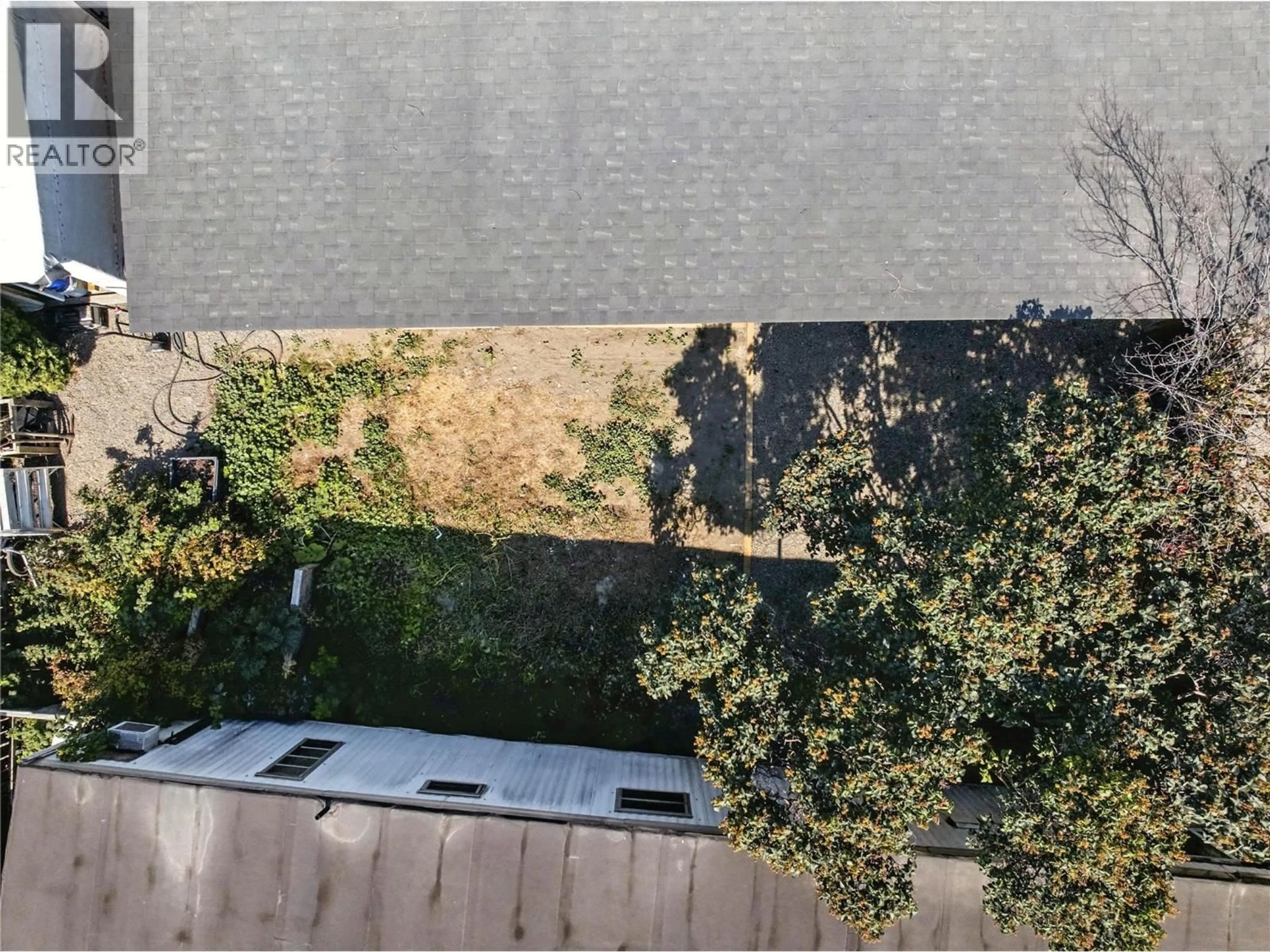 A pic from outside/outdoor area/front of a property/back of a property/a pic from drone, city buildings view from balcony for 23 - 771 ATHABASCA STREET, Kamloops British Columbia V2H1C8