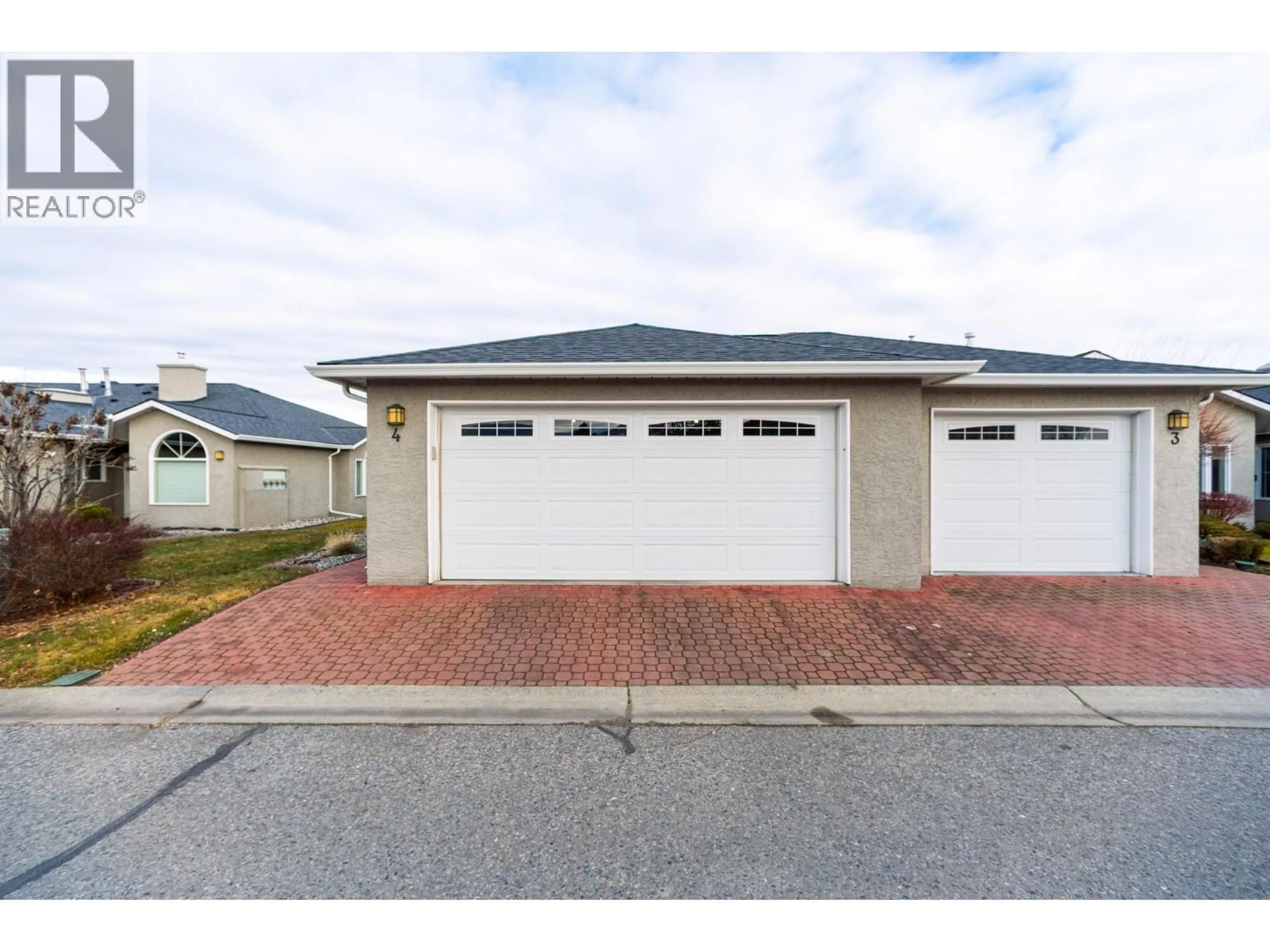 Indoor garage for 4 - 1020 LANFRANCO ROAD, Kelowna British Columbia V1W3W6