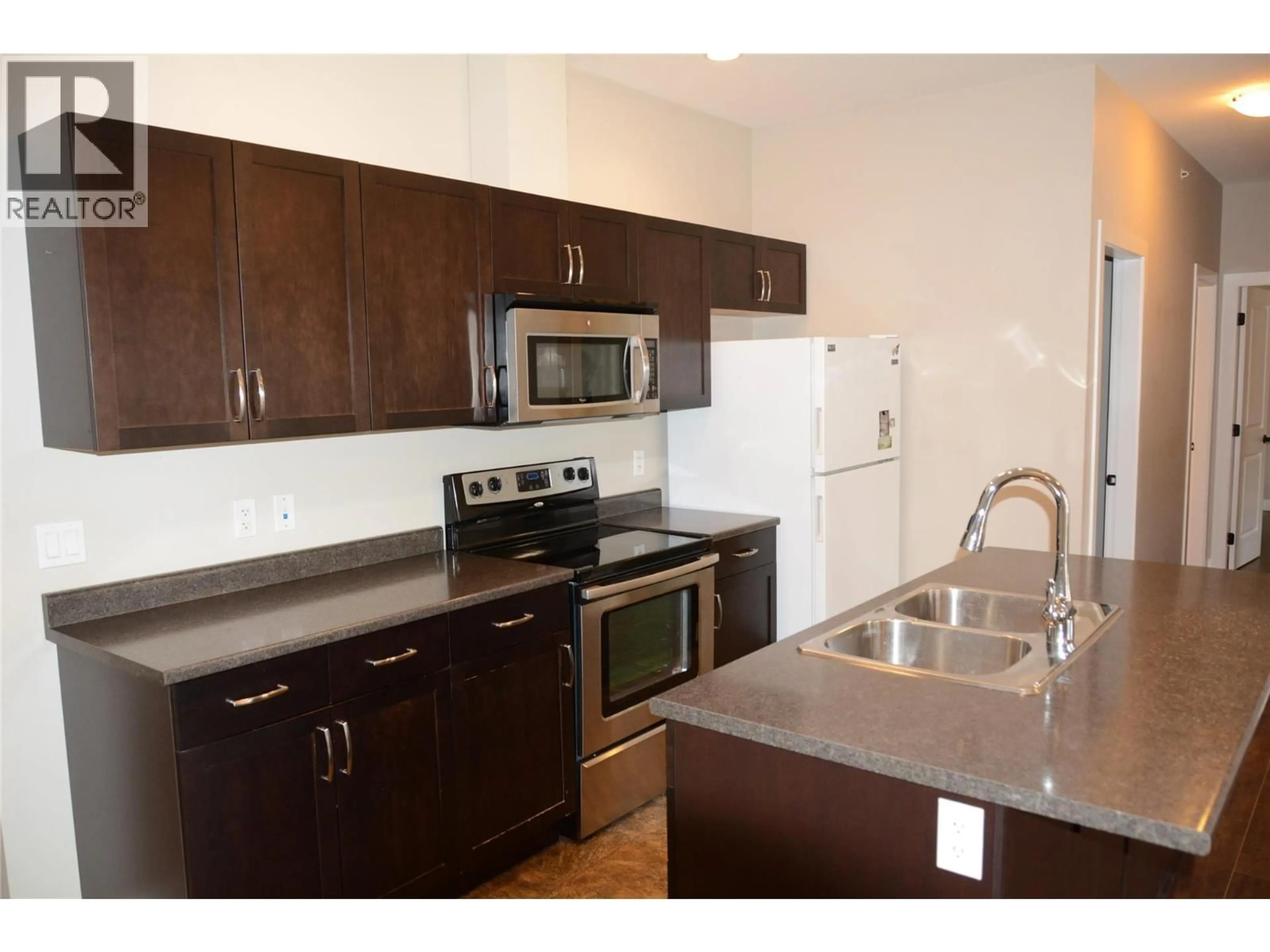 Standard kitchen, unknown for 509 - 5170 DALLAS DRIVE, Kamloops British Columbia V2C0C7
