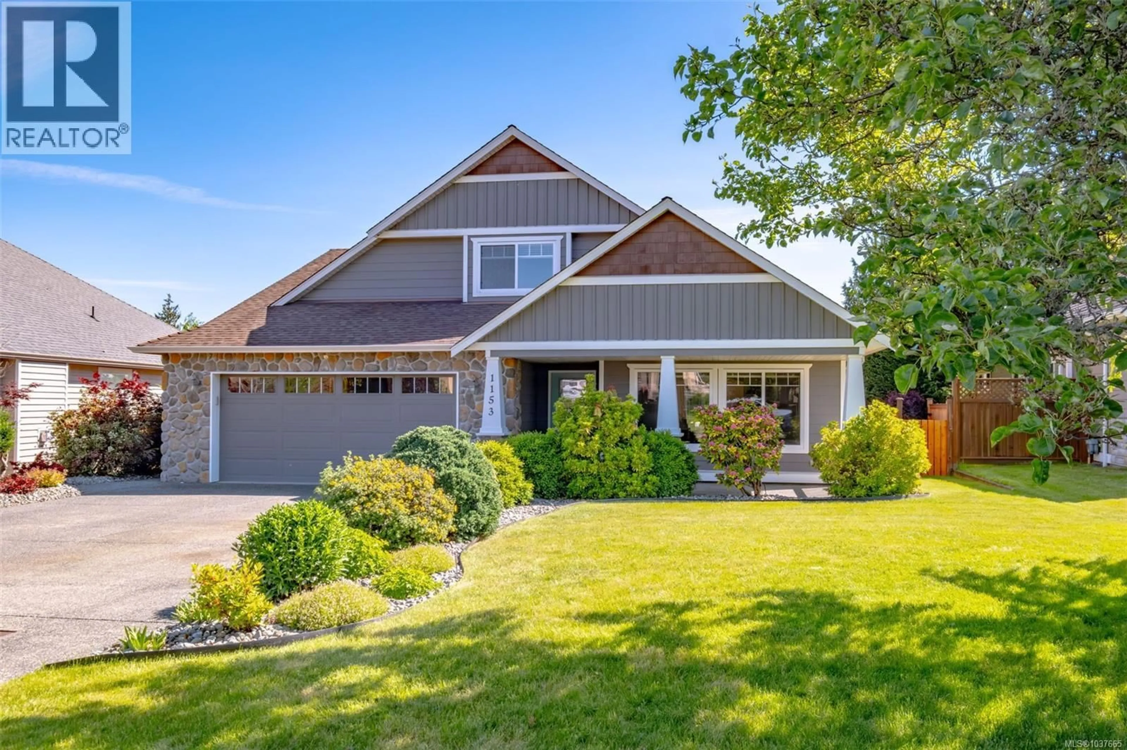 Home with vinyl exterior material, street for 1153 ROBERTON BOULEVARD, Parksville British Columbia V9P2R6