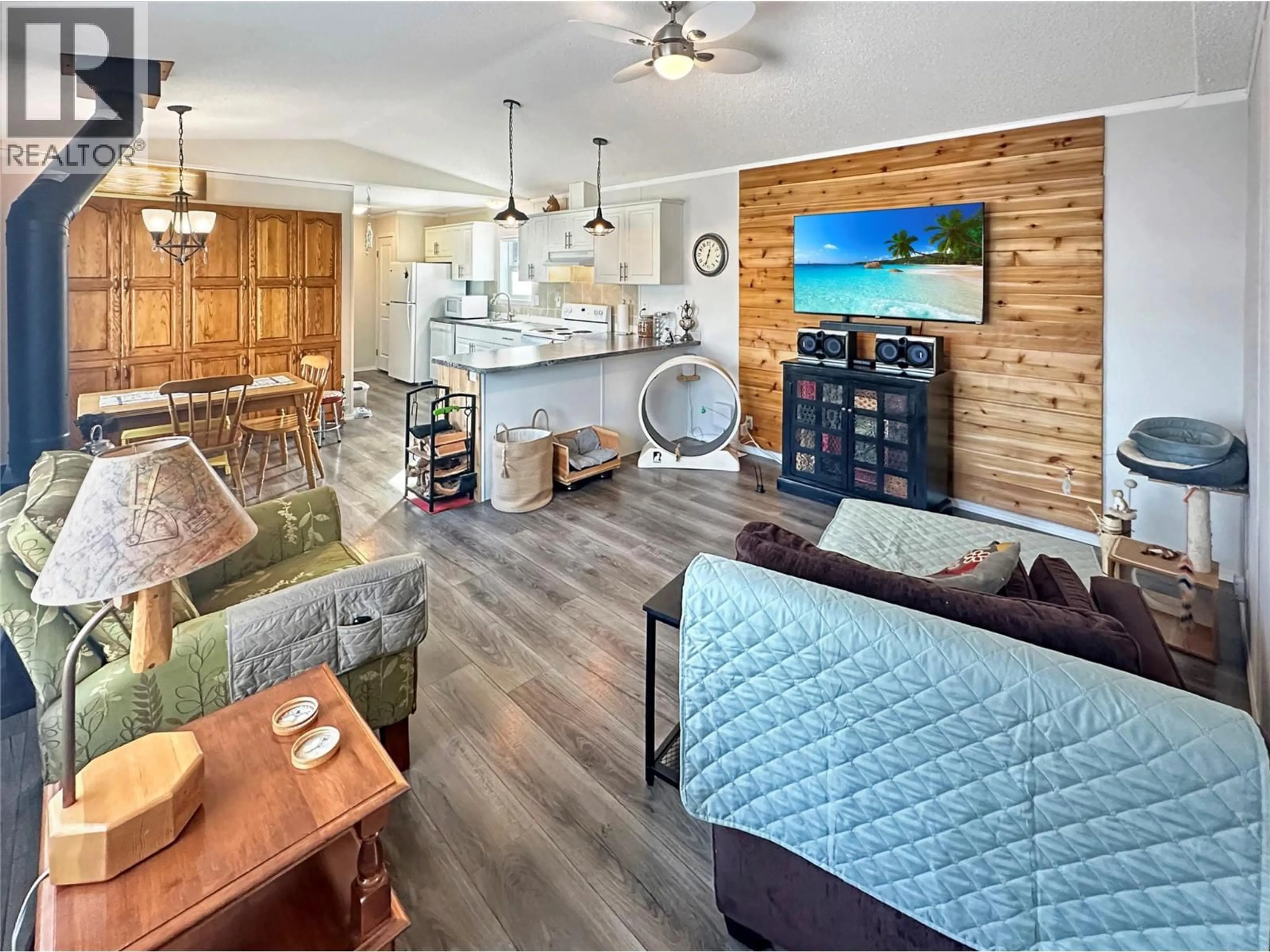 Open concept kitchen, unknown for 24 - 263 HIGHWAY 3 OTHER, Princeton British Columbia V0X1W0