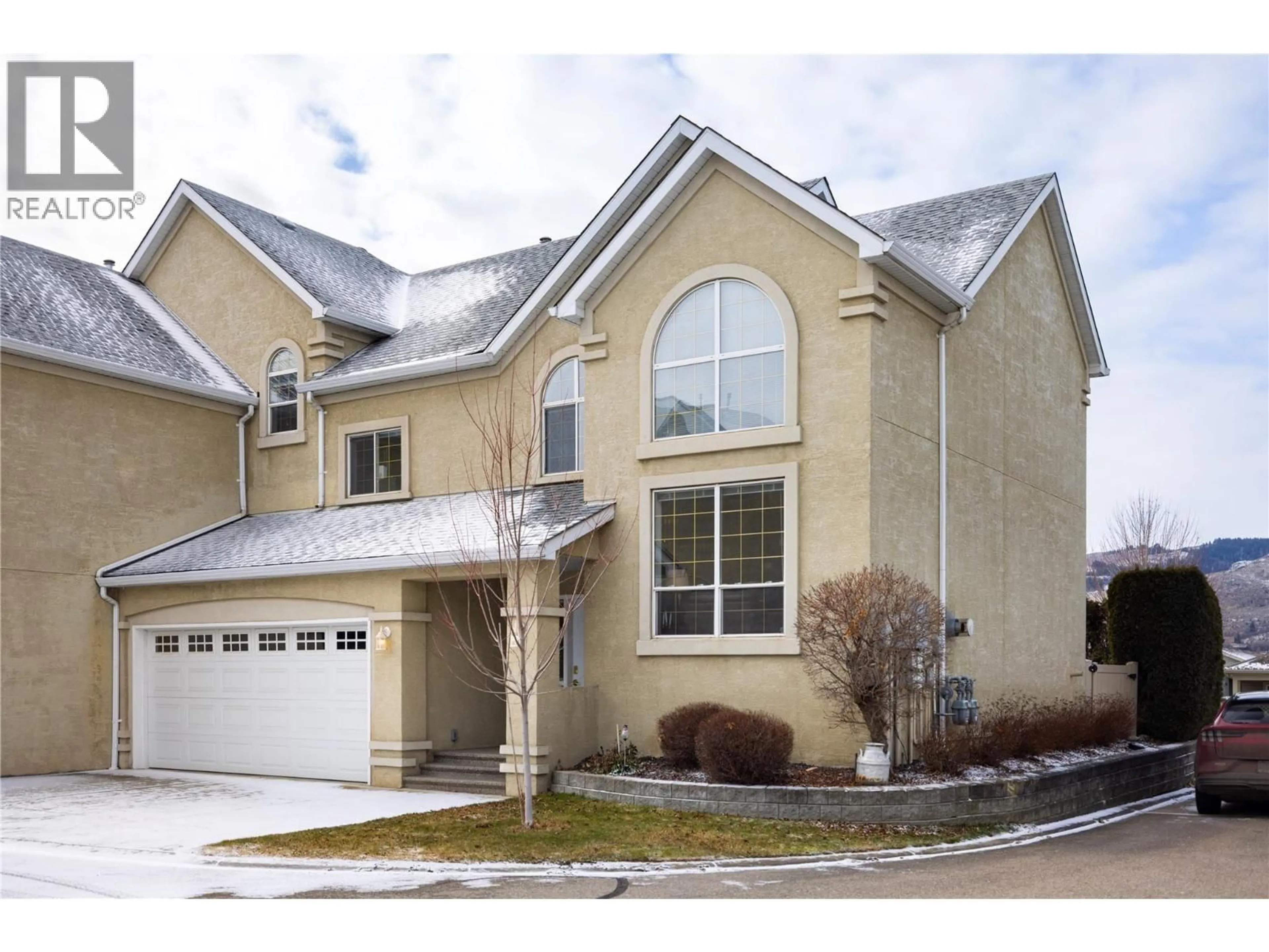 Home with vinyl exterior material, street for 140 - 5501 20 STREET, Vernon British Columbia V1T7T2