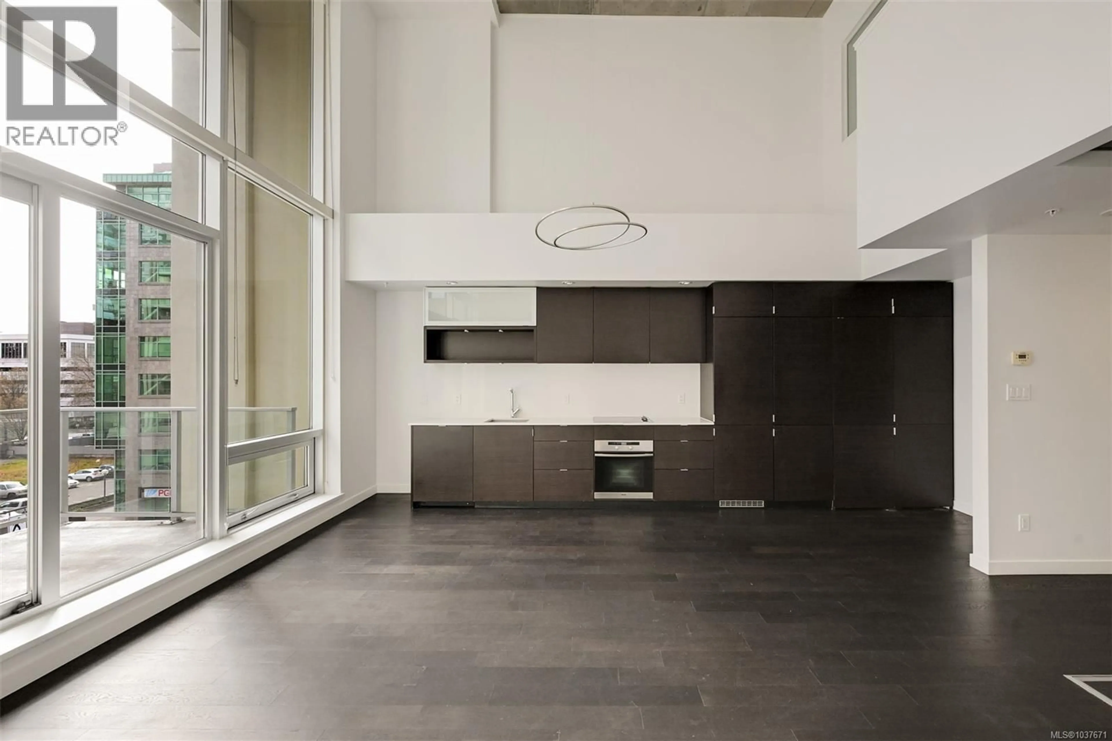 Unknown for 445 - 770 FISGARD STREET, Victoria British Columbia V8W0B8