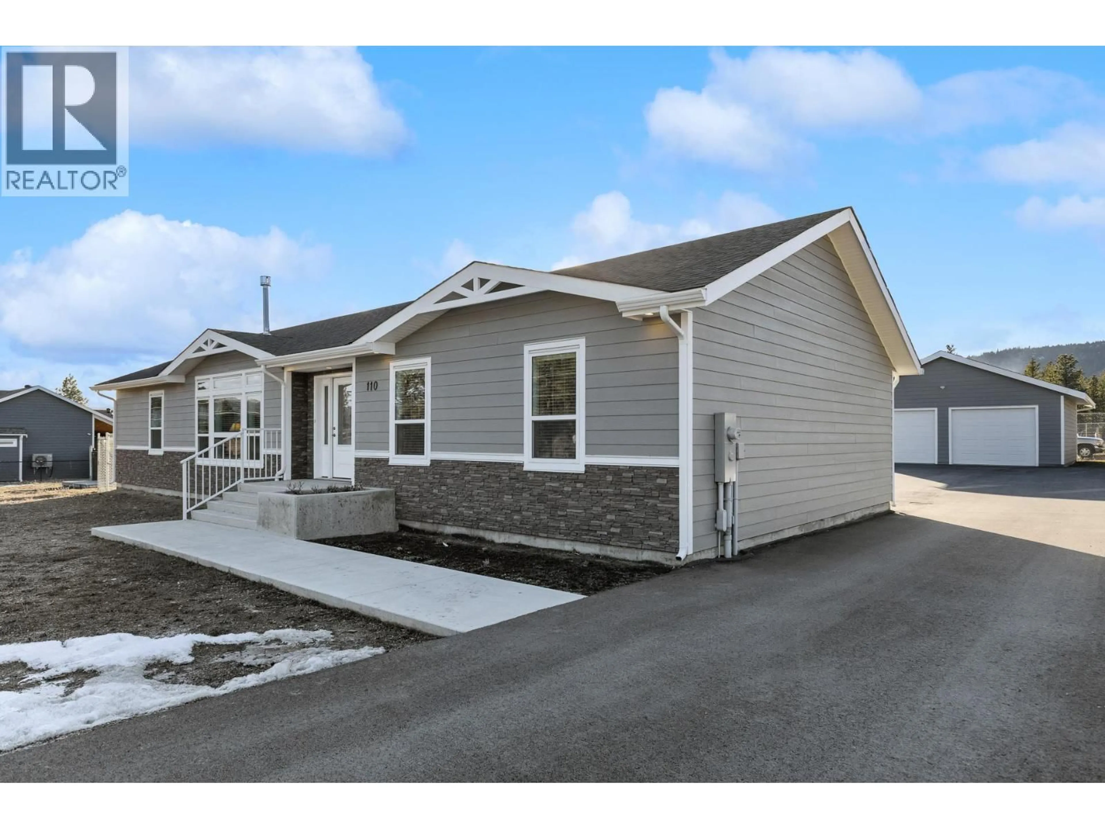 Home with vinyl exterior material, street for 110 CHINA CREEK ROAD ROAD WEST, Princeton British Columbia V0X1W0