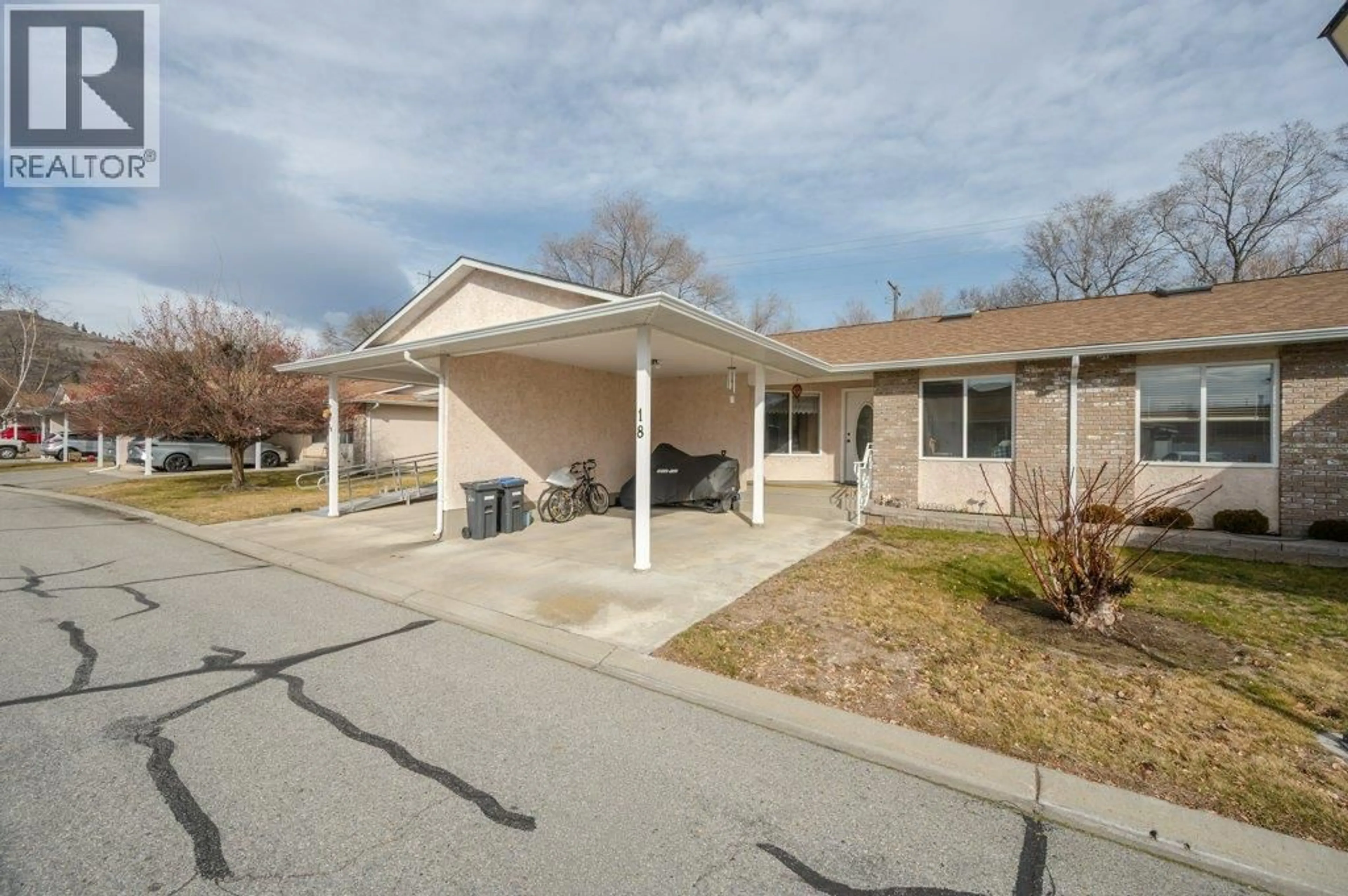 Unknown for 18 - 115 REDWING PLACE, Oliver British Columbia V0H1T4