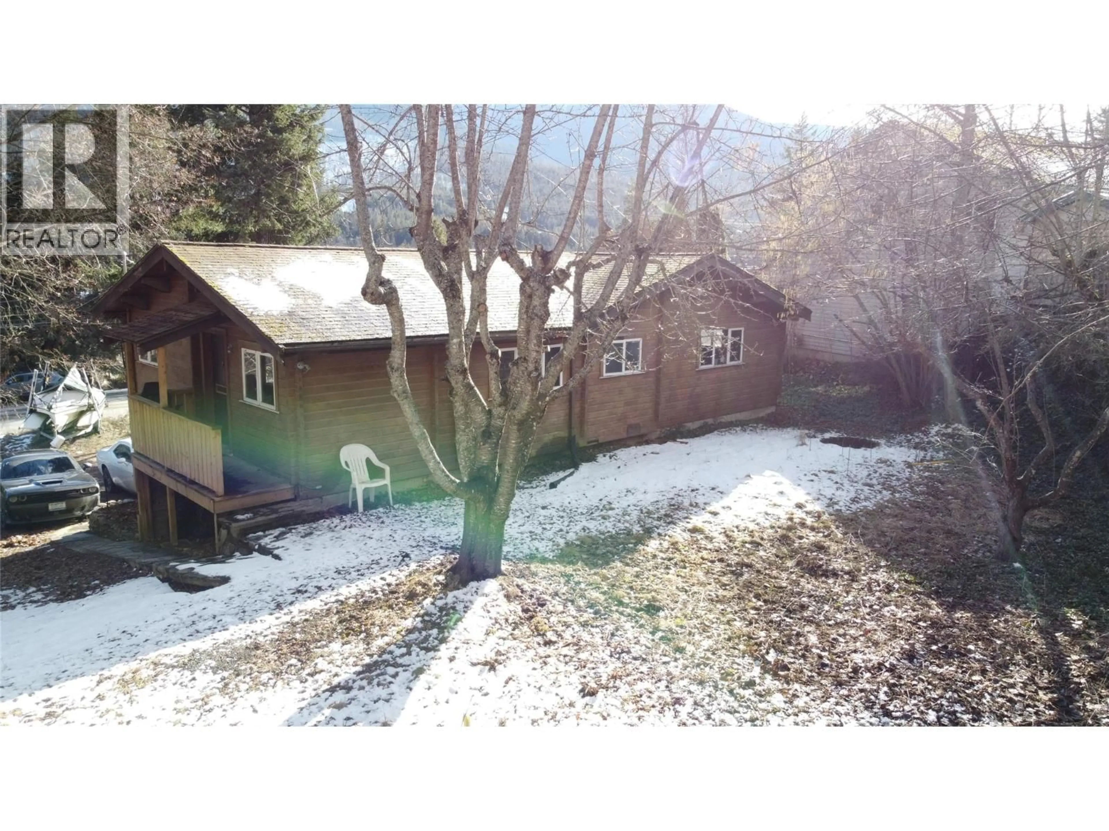 A pic from outside/outdoor area/front of a property/back of a property/a pic from drone, mountain view for 7761 3A HIGHWAY, Balfour British Columbia V0G1C0
