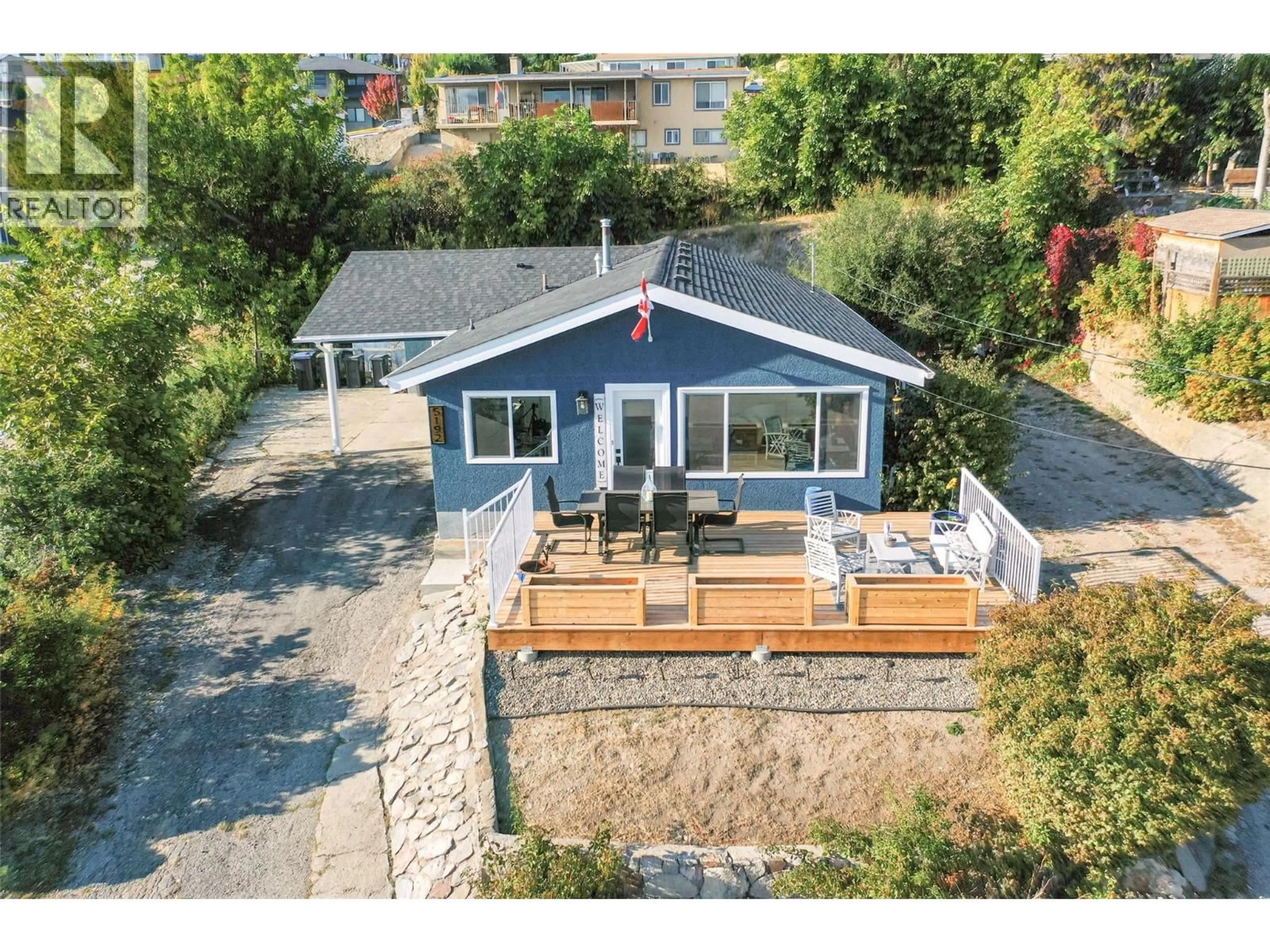 A pic from outside/outdoor area/front of a property/back of a property/a pic from drone, unknown for 5192 HUSTON ROAD, Peachland British Columbia V0H1X2