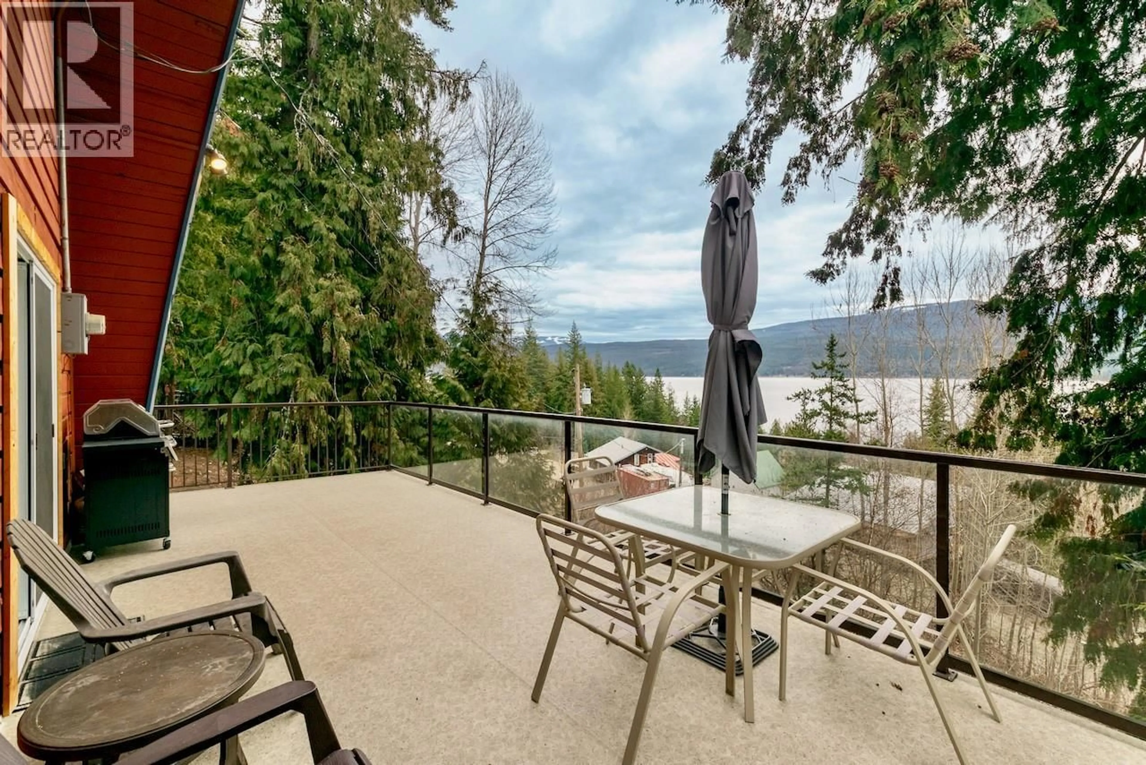 Patio, water/lake/river/ocean view for 7547 GOLDEN SPUR TRAIL, Anglemont British Columbia V0E1M8