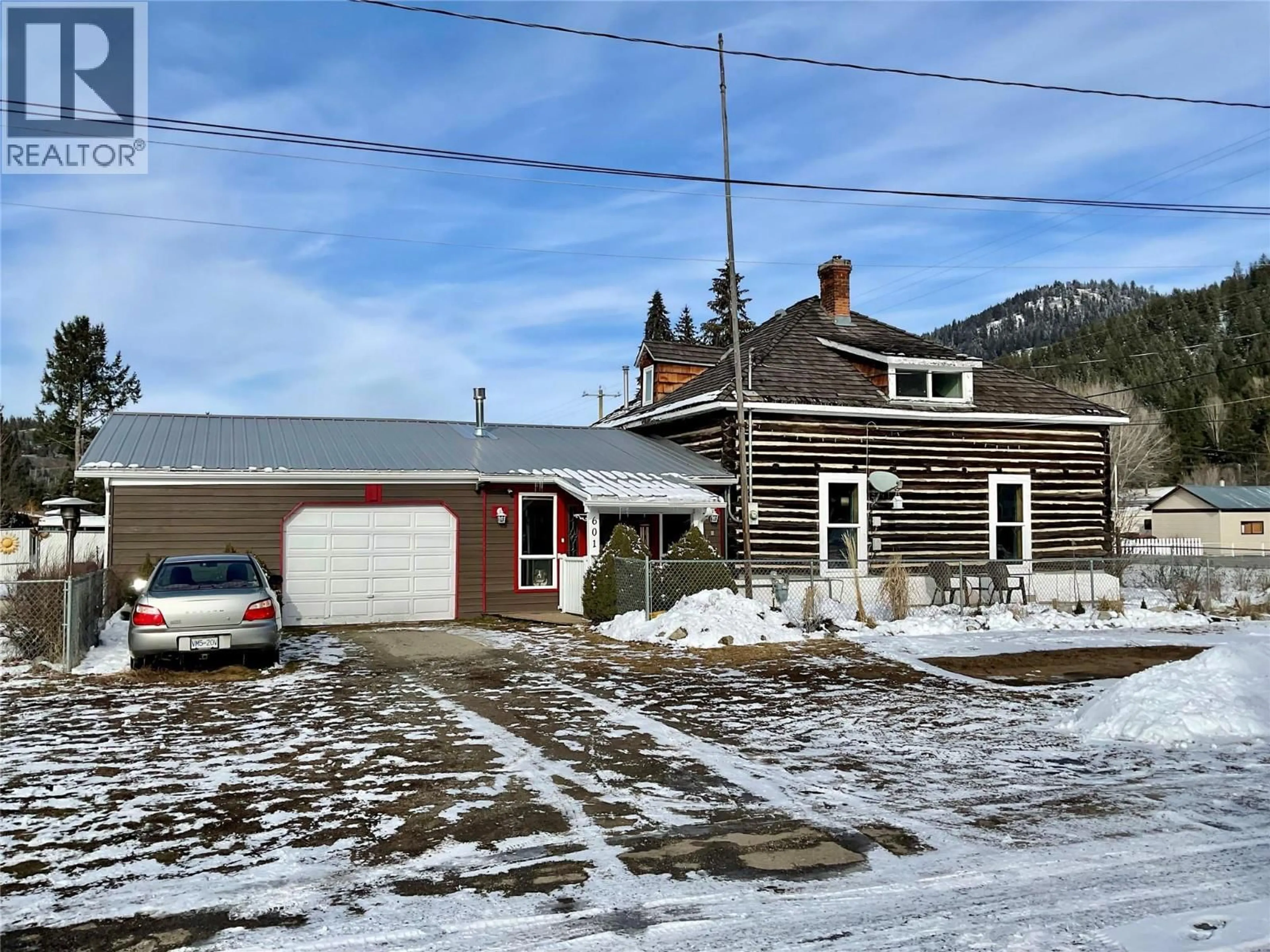 A pic from outside/outdoor area/front of a property/back of a property/a pic from drone, street for 601 GOVERNMENT AVENUE NORTH, Greenwood British Columbia V0H1J0