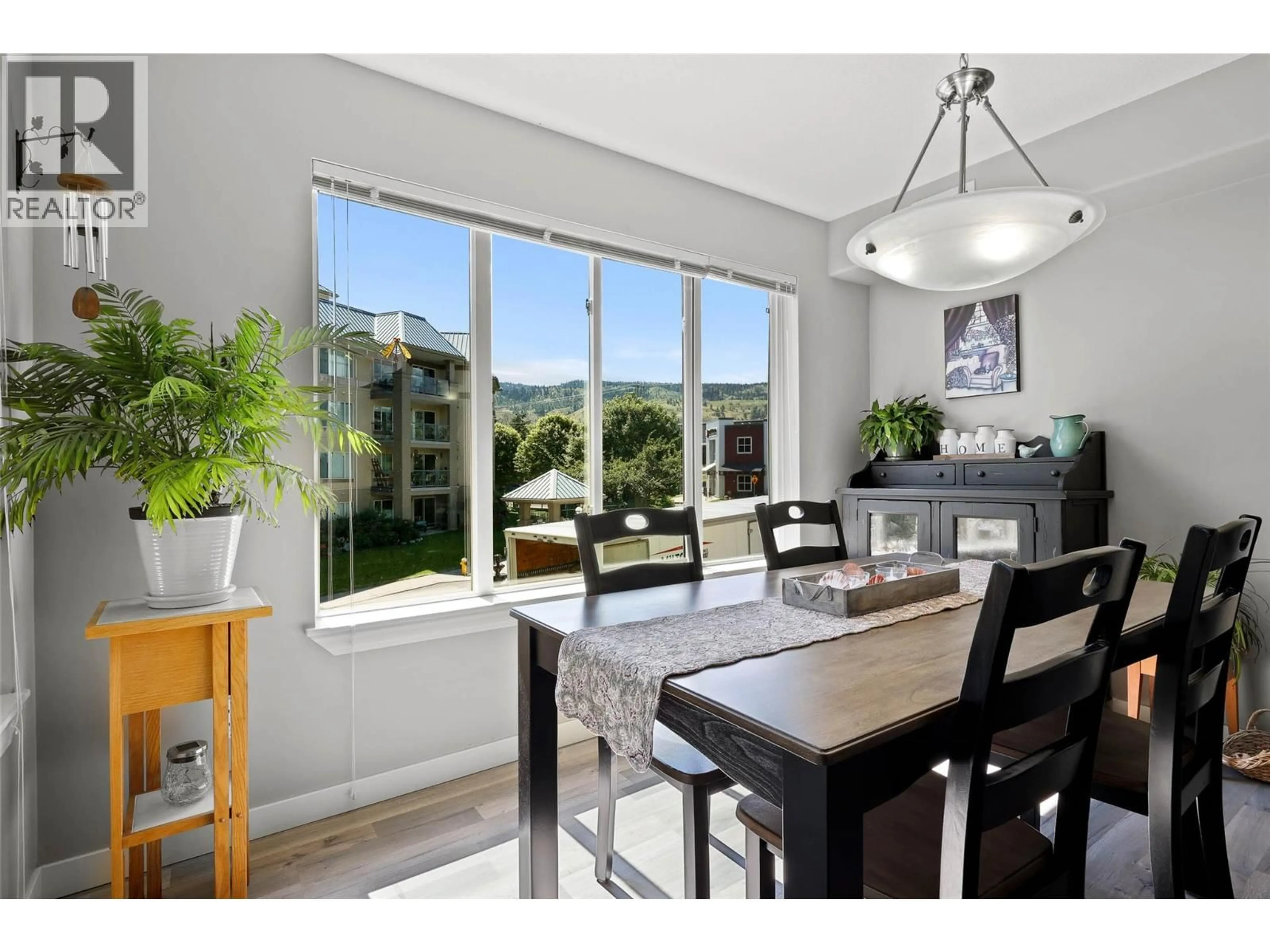 Unknown for 202 - 950 LORNE STREET, Kamloops British Columbia V2C1W9