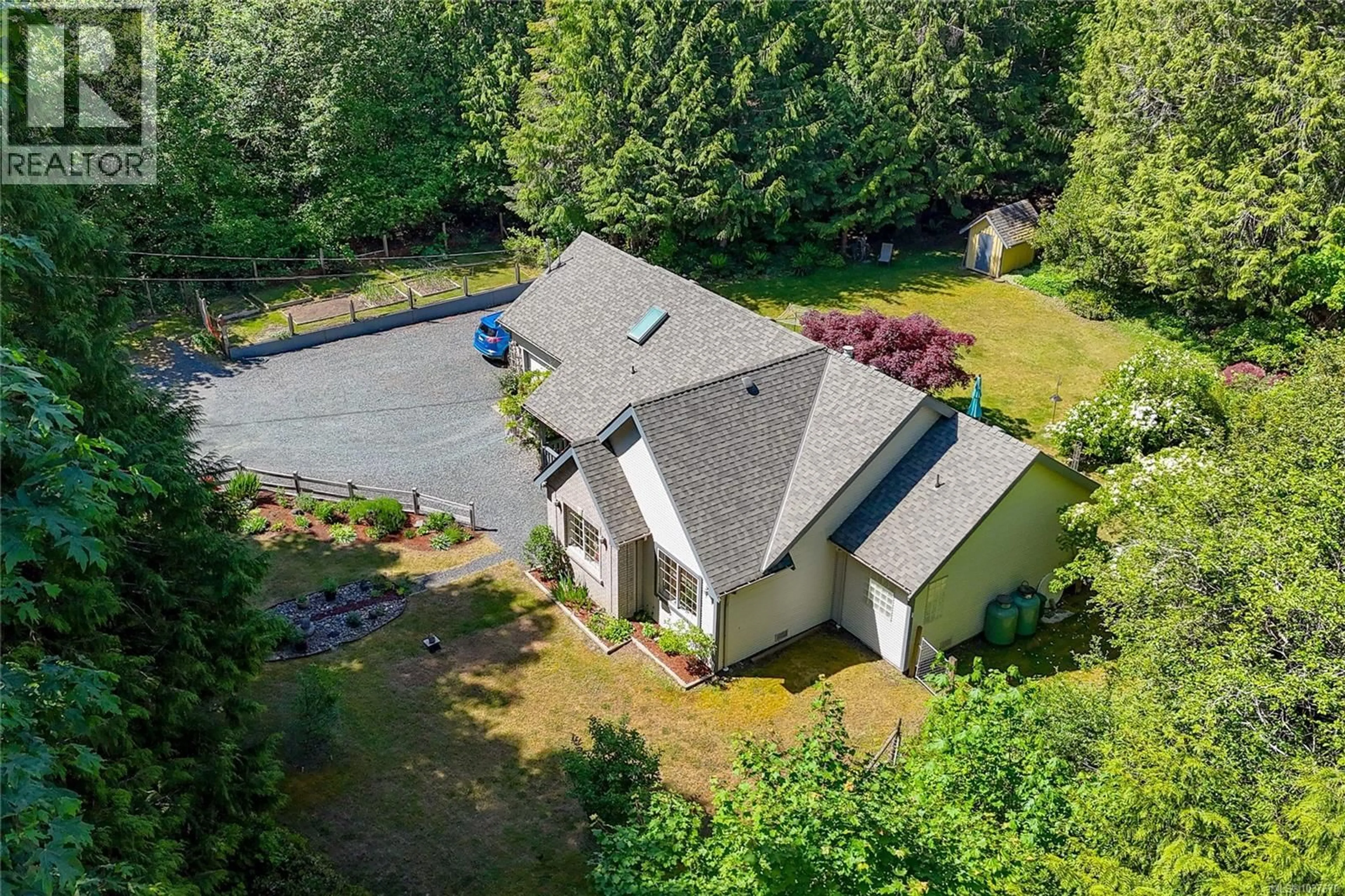 A pic from outside/outdoor area/front of a property/back of a property/a pic from drone, unknown for 278 GROVEHILL ROAD, Qualicum Beach British Columbia V9K2L9