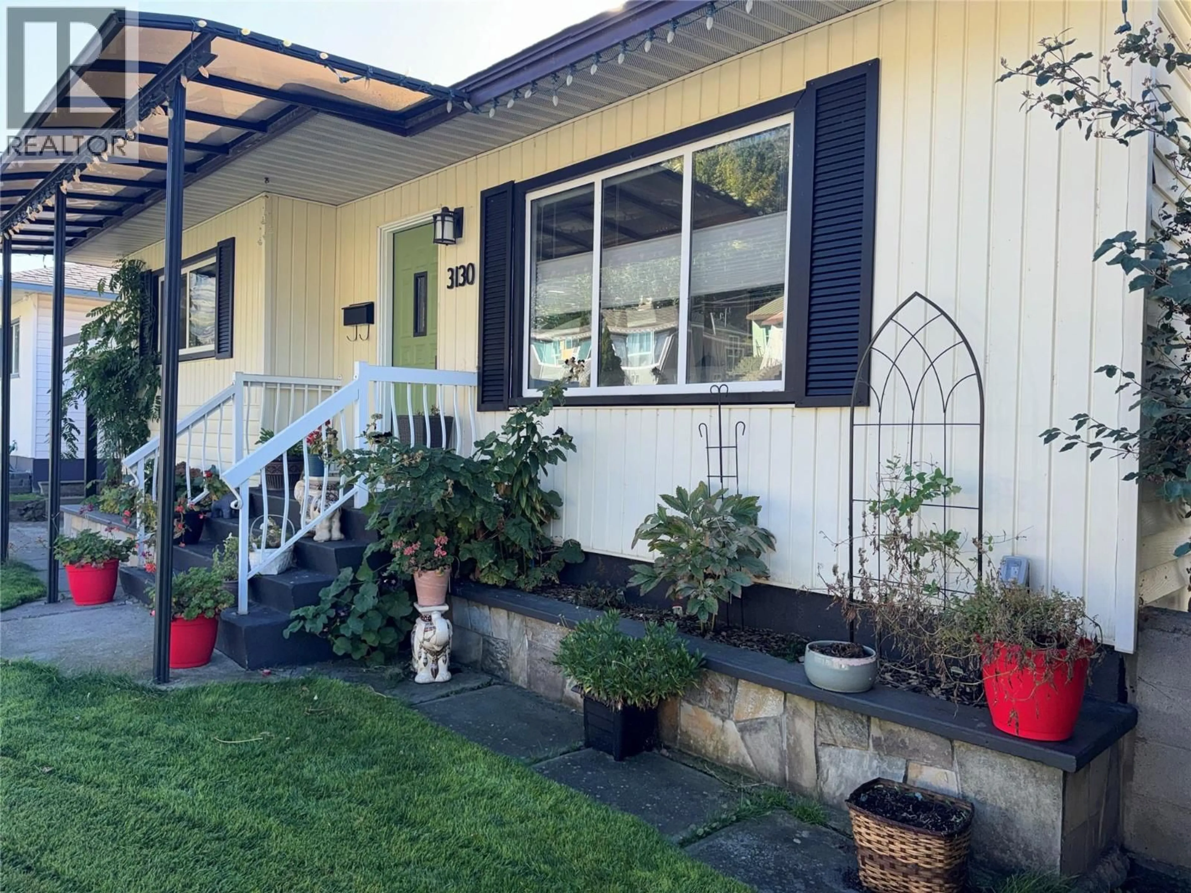 Unknown for 3130 IRIS CRESCENT, Trail British Columbia V1R2Y7