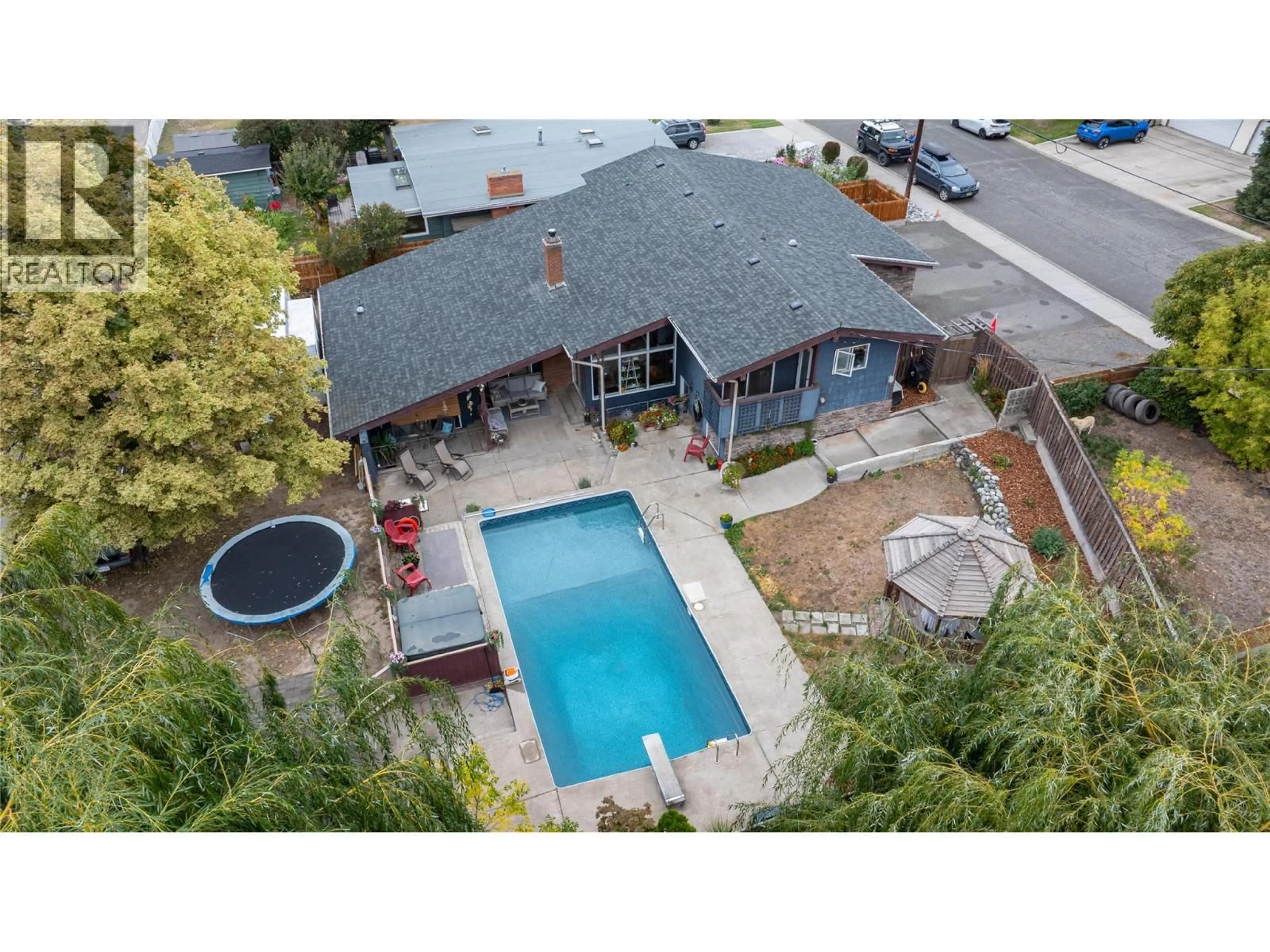 A pic from outside/outdoor area/front of a property/back of a property/a pic from drone, unknown for 1732 GRANITE AVENUE, Merritt British Columbia V1K1B8