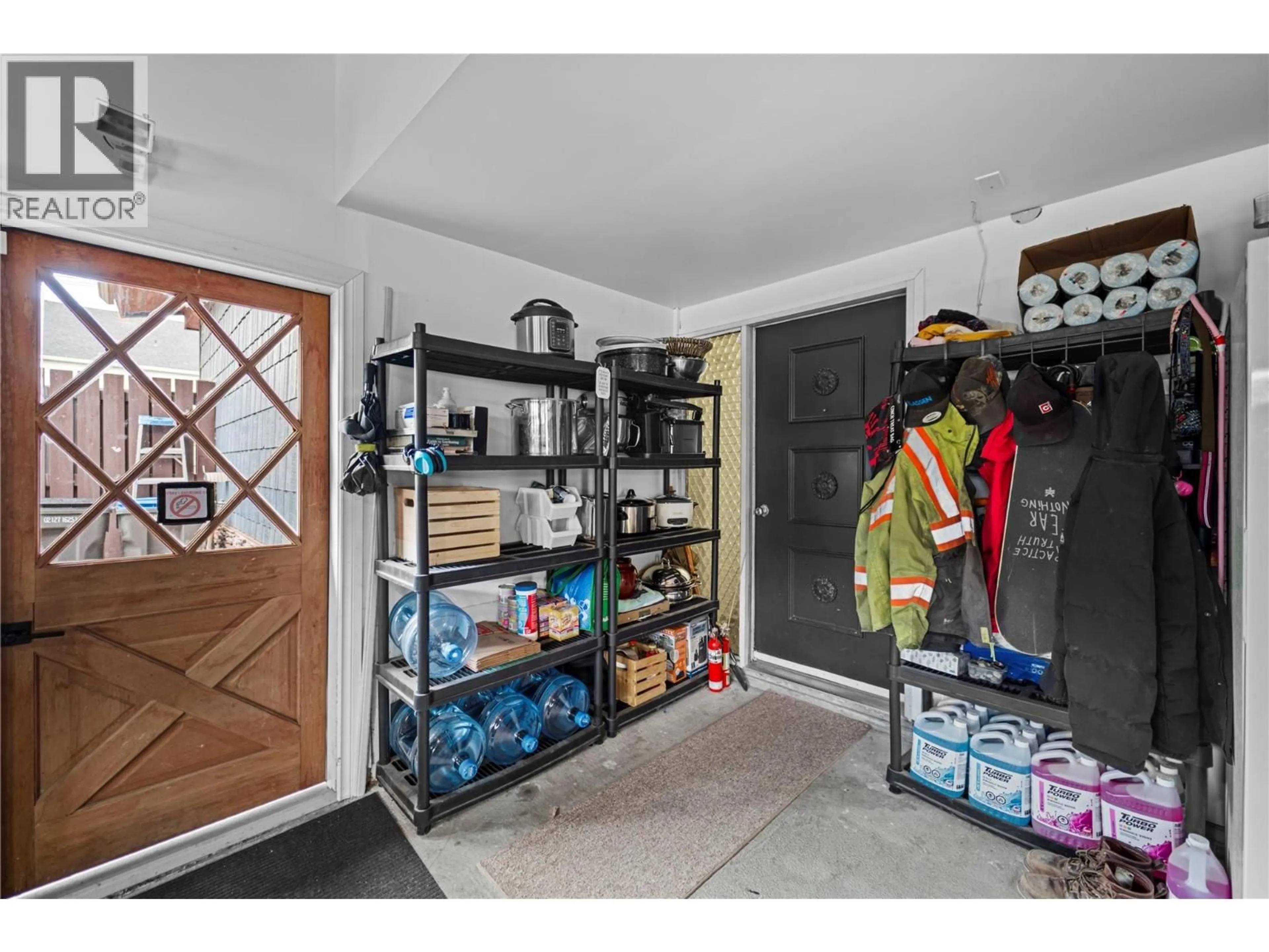 Indoor garage for 1732 GRANITE AVENUE, Merritt British Columbia V1K1B8