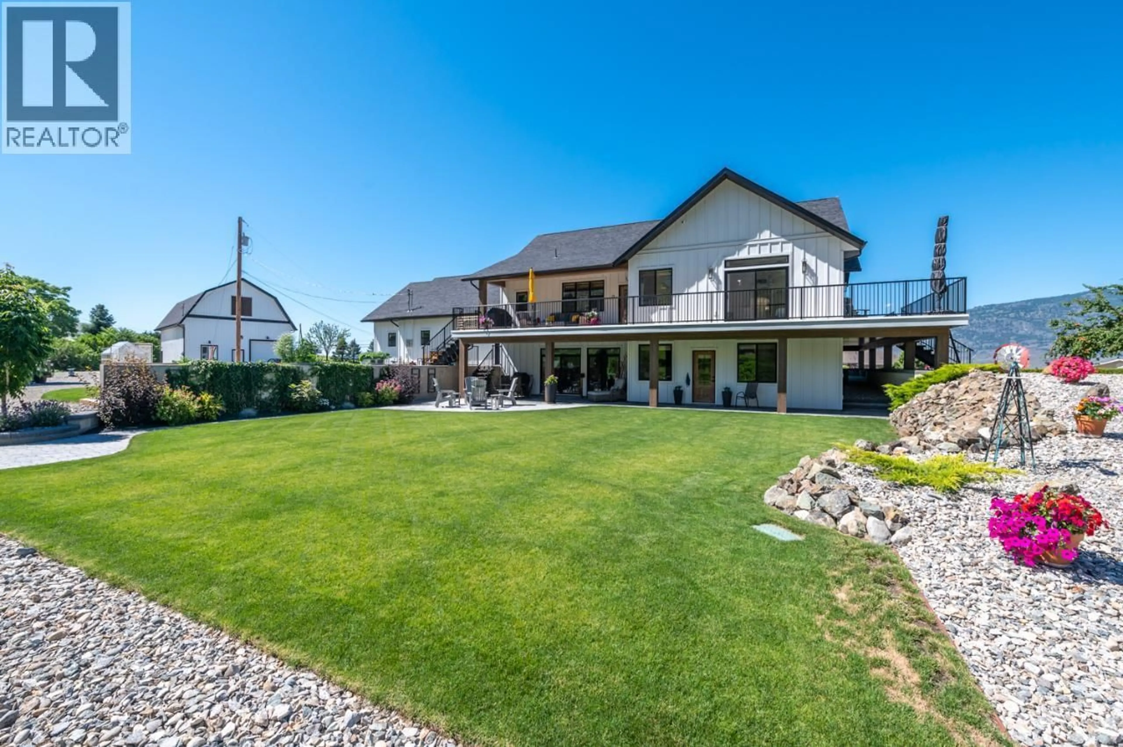 A pic from outside/outdoor area/front of a property/back of a property/a pic from drone, unknown for 2940 82ND AVENUE, Osoyoos British Columbia V0H1V6