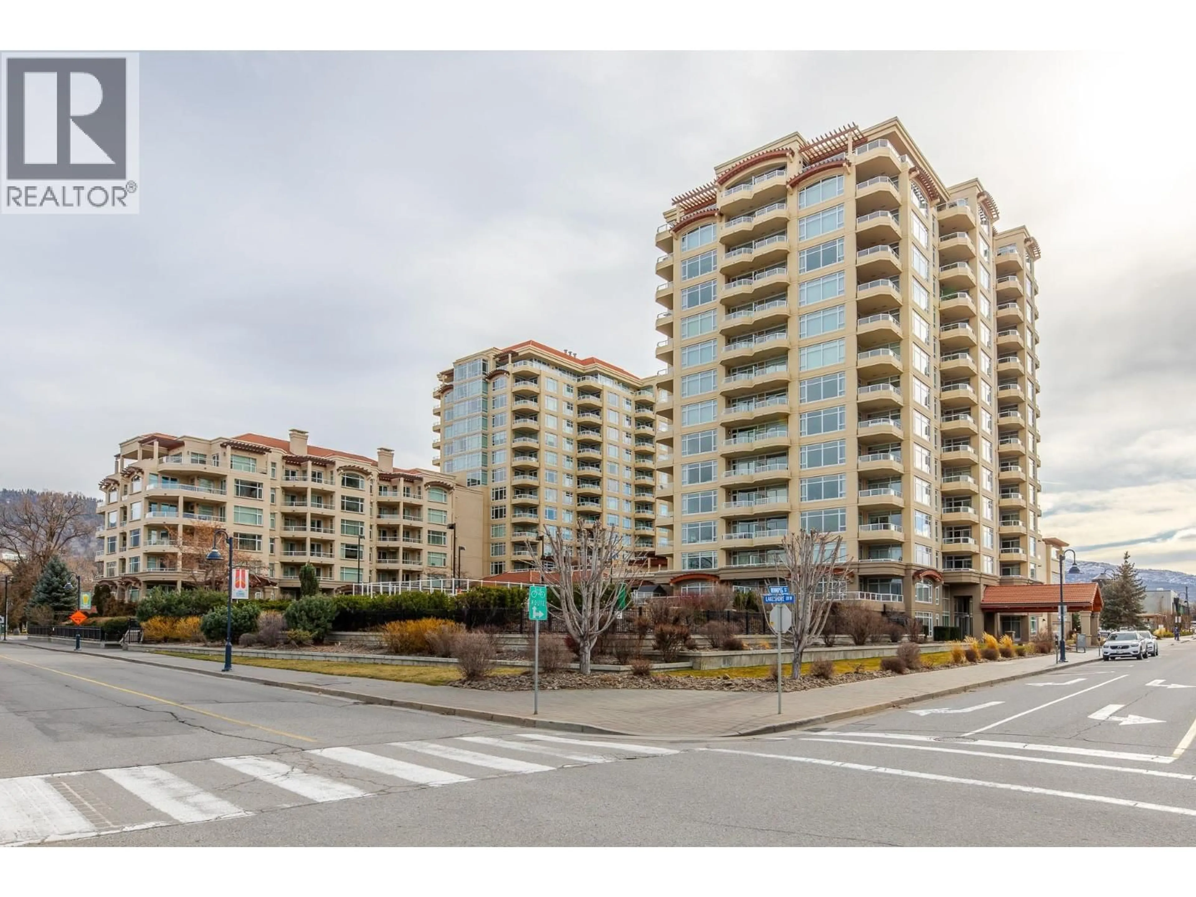 Blurry image for 203 - 160 LAKESHORE DRIVE WEST, Penticton British Columbia V2A9C2