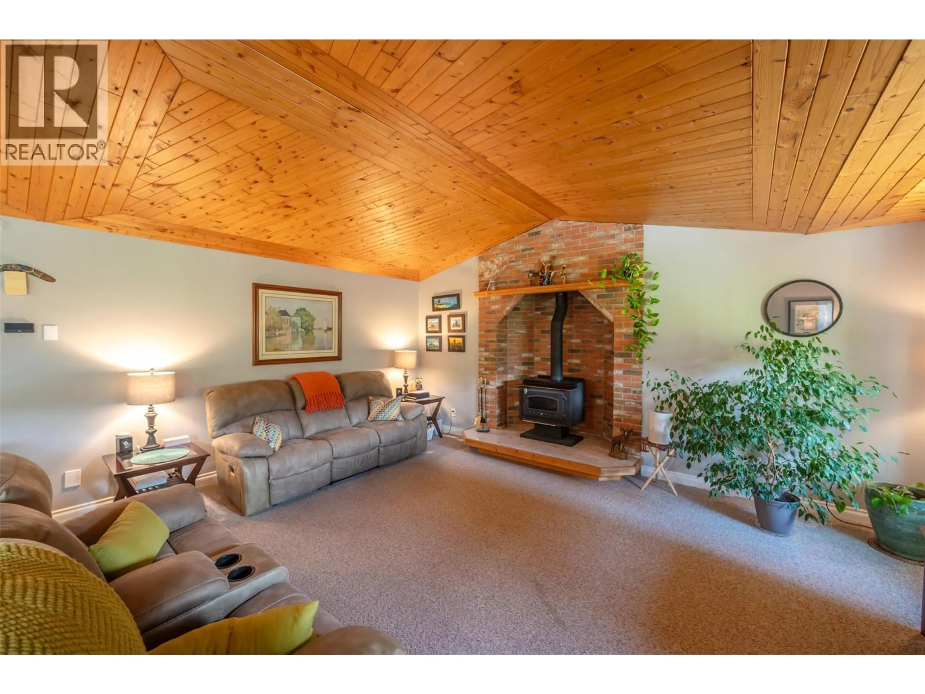 Living room with furniture, unknown for 1332 PEACHCLIFF DRIVE, Okanagan Falls British Columbia V0H1R1