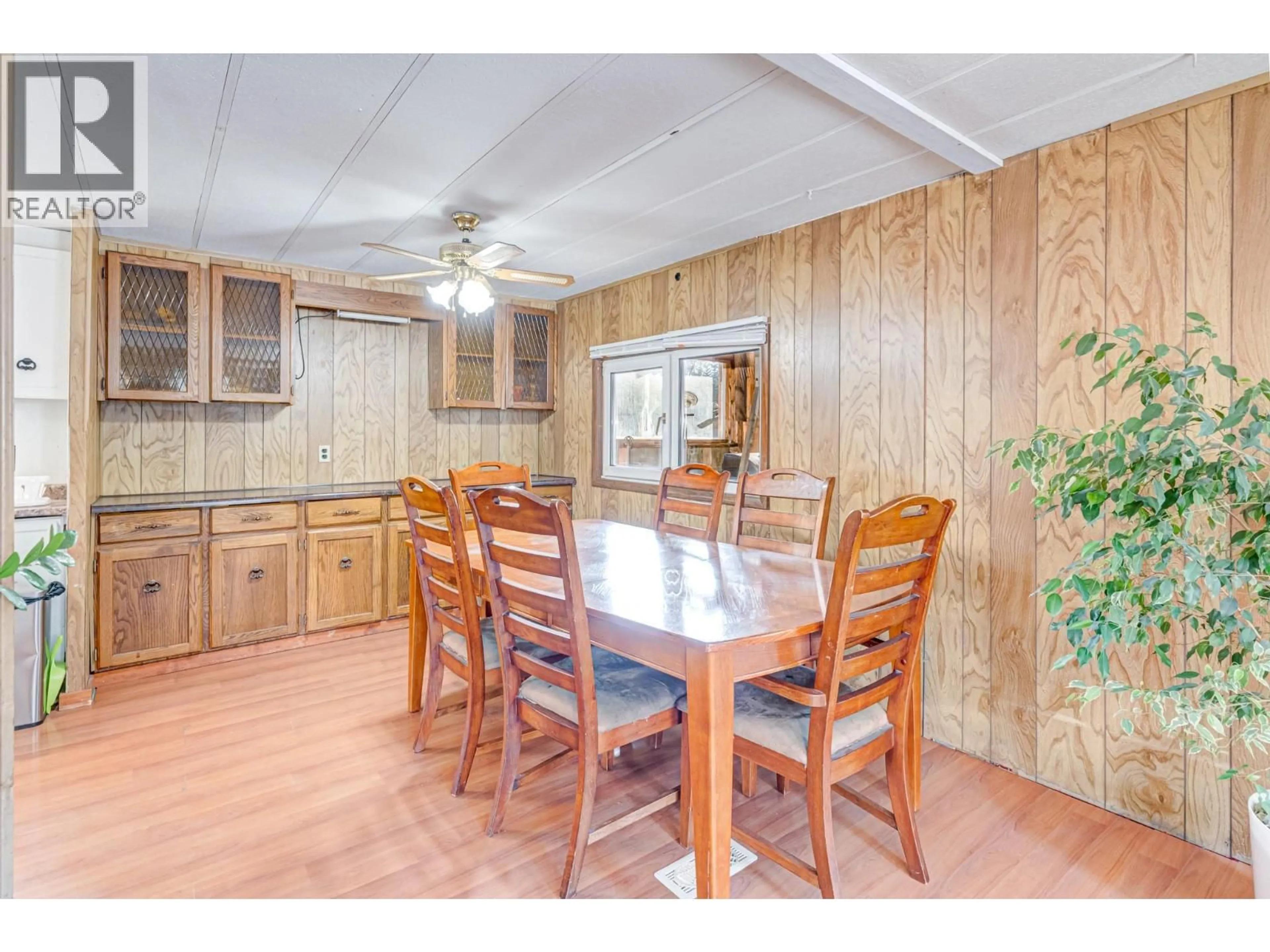 Dining room, wood/laminate floor for 1191 MATEVIC ROAD, Sparwood British Columbia V0B2G1