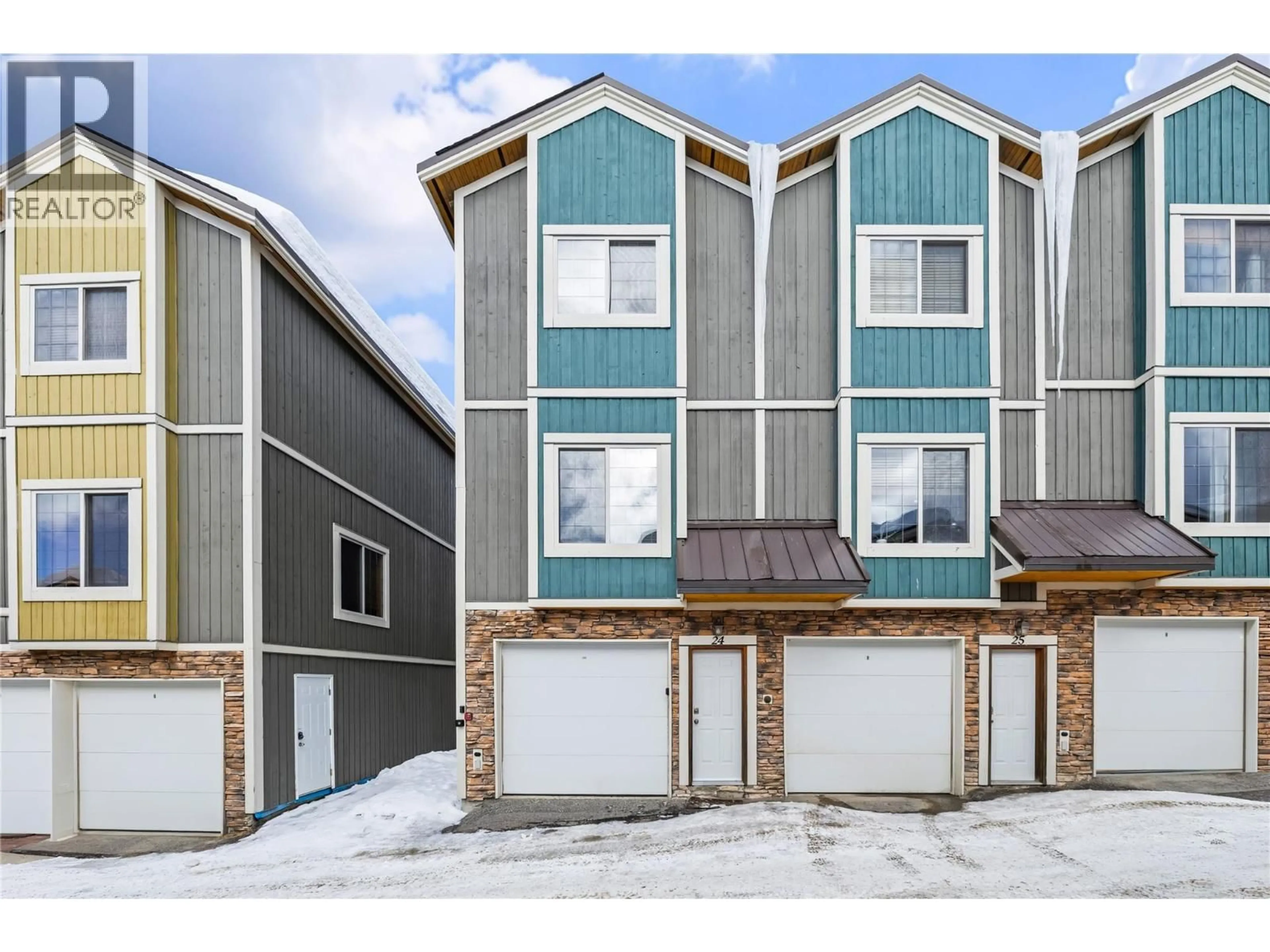Home with vinyl exterior material, street for 24 - 5015 SNOWBIRD WAY, Big White British Columbia V1P1T4