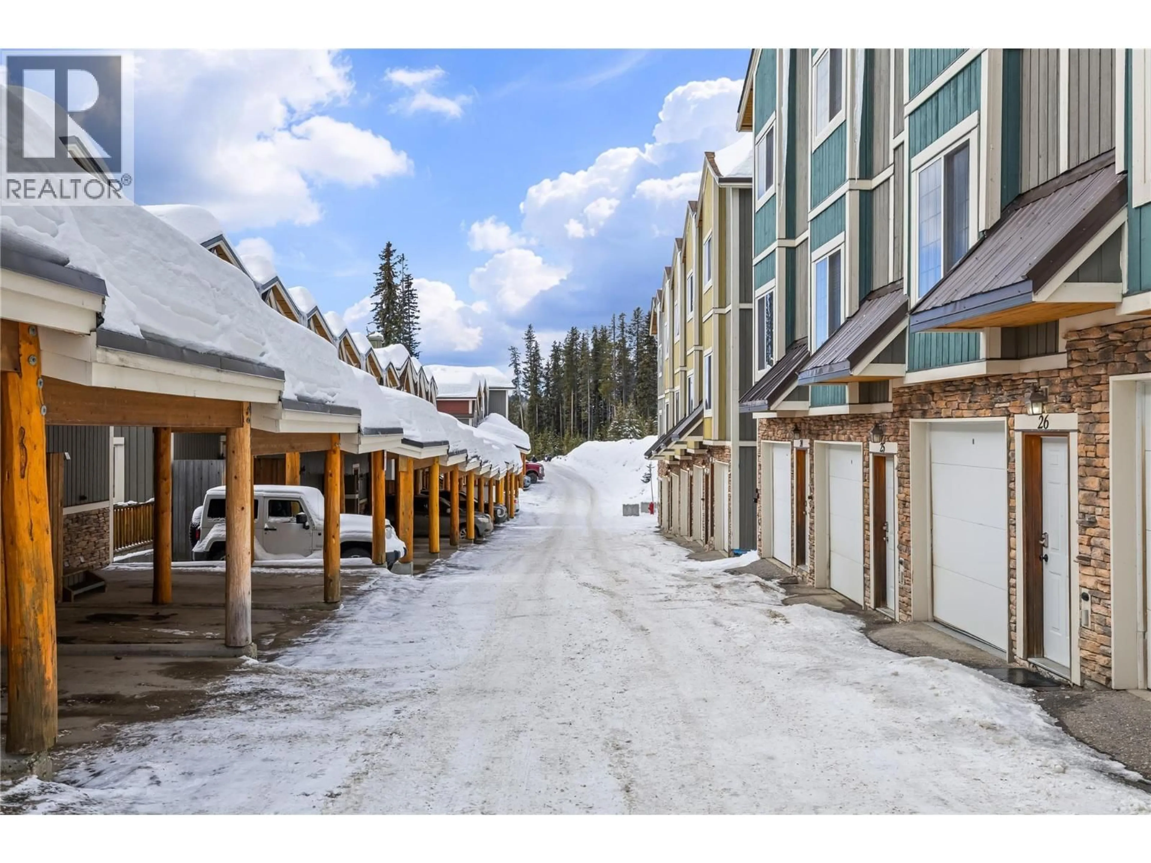 Patio, street for 24 - 5015 SNOWBIRD WAY, Big White British Columbia V1P1T4