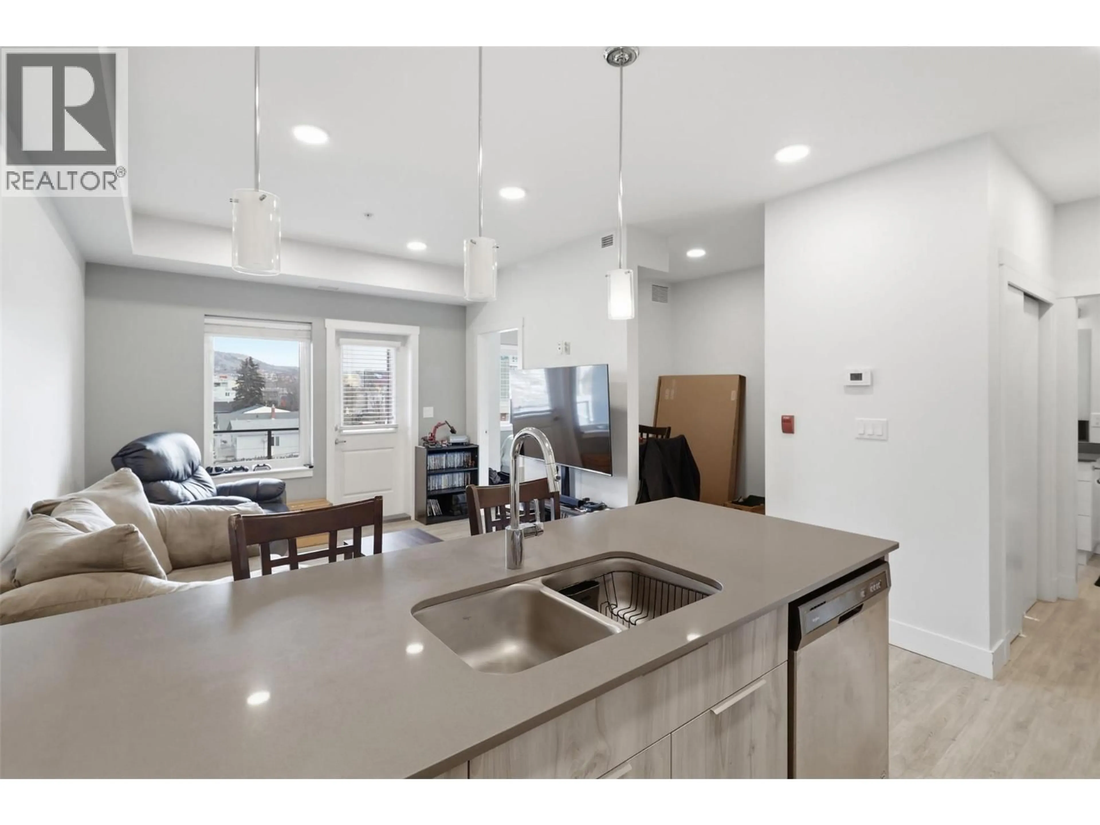 Open concept kitchen, unknown for 301 - 107 YEW STREET, Kamloops British Columbia V2B4A1