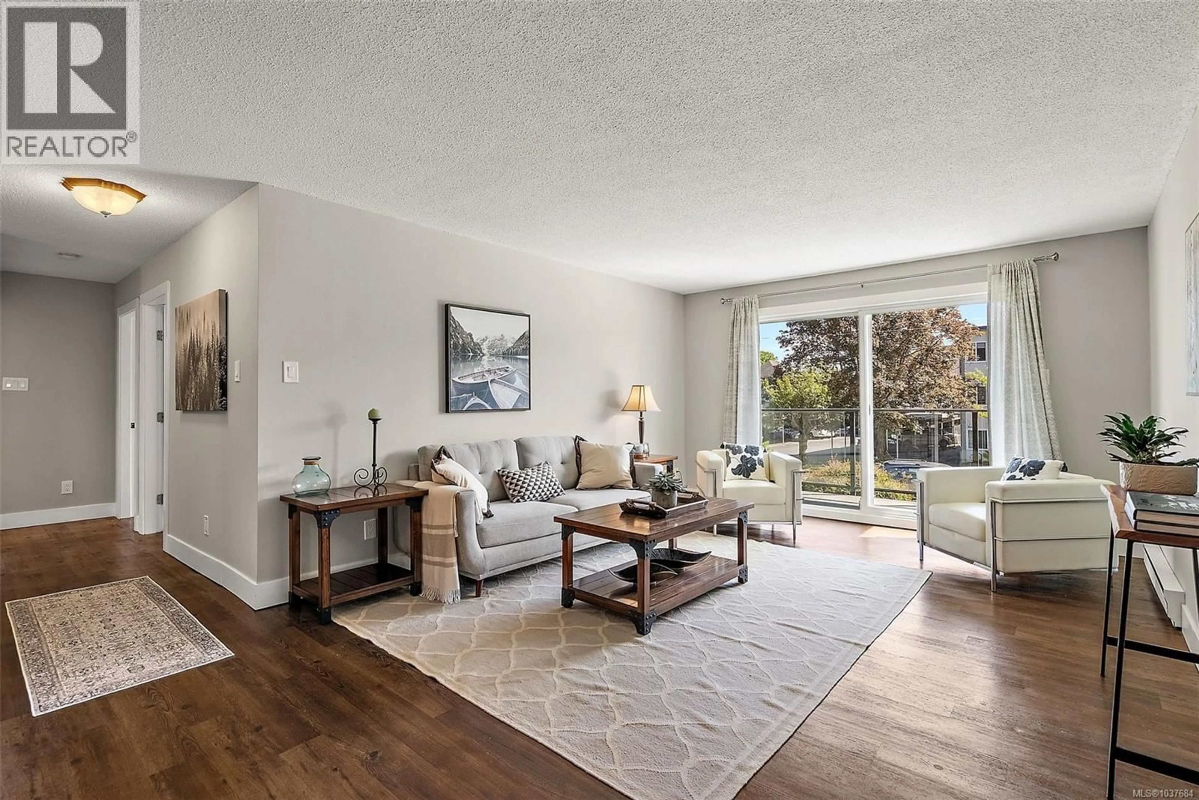 Living room with furniture, unknown for 204 - 1024 FAIRFIELD ROAD, Victoria British Columbia V8V3A5