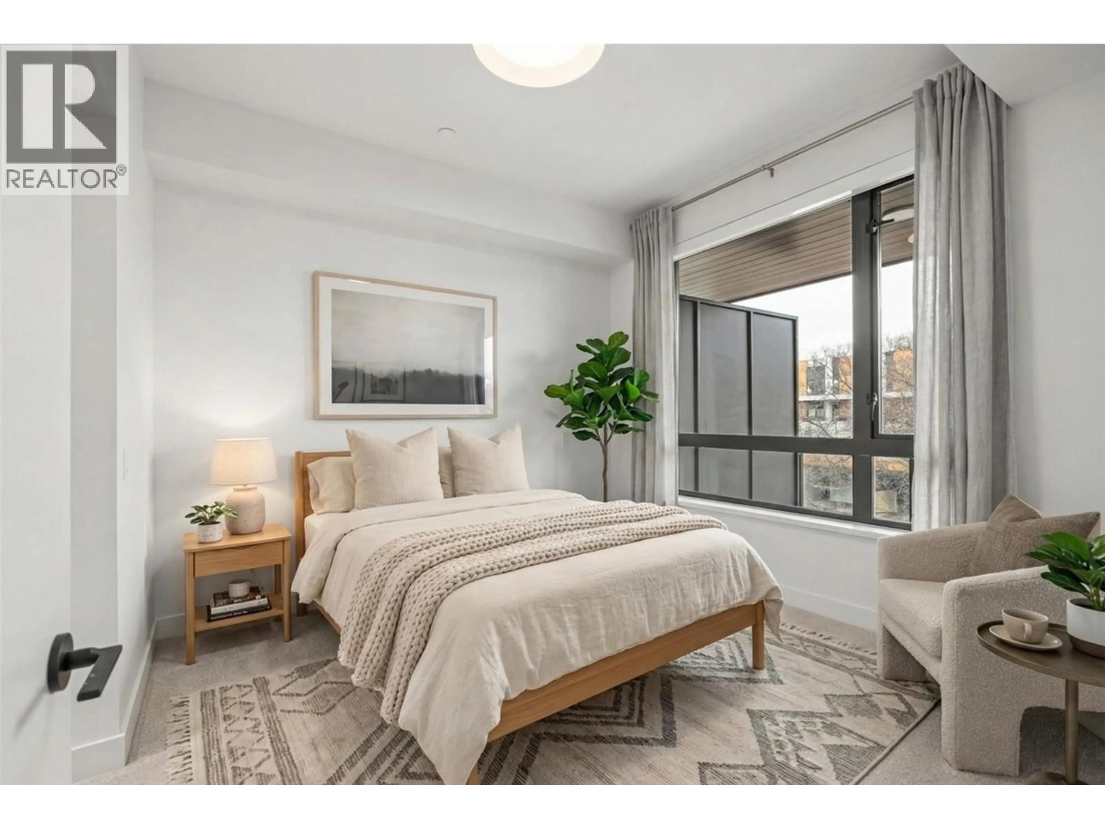 Bedroom with bed, unknown for 308 - 3051 ABBOTT STREET, Kelowna British Columbia V1Y1G9