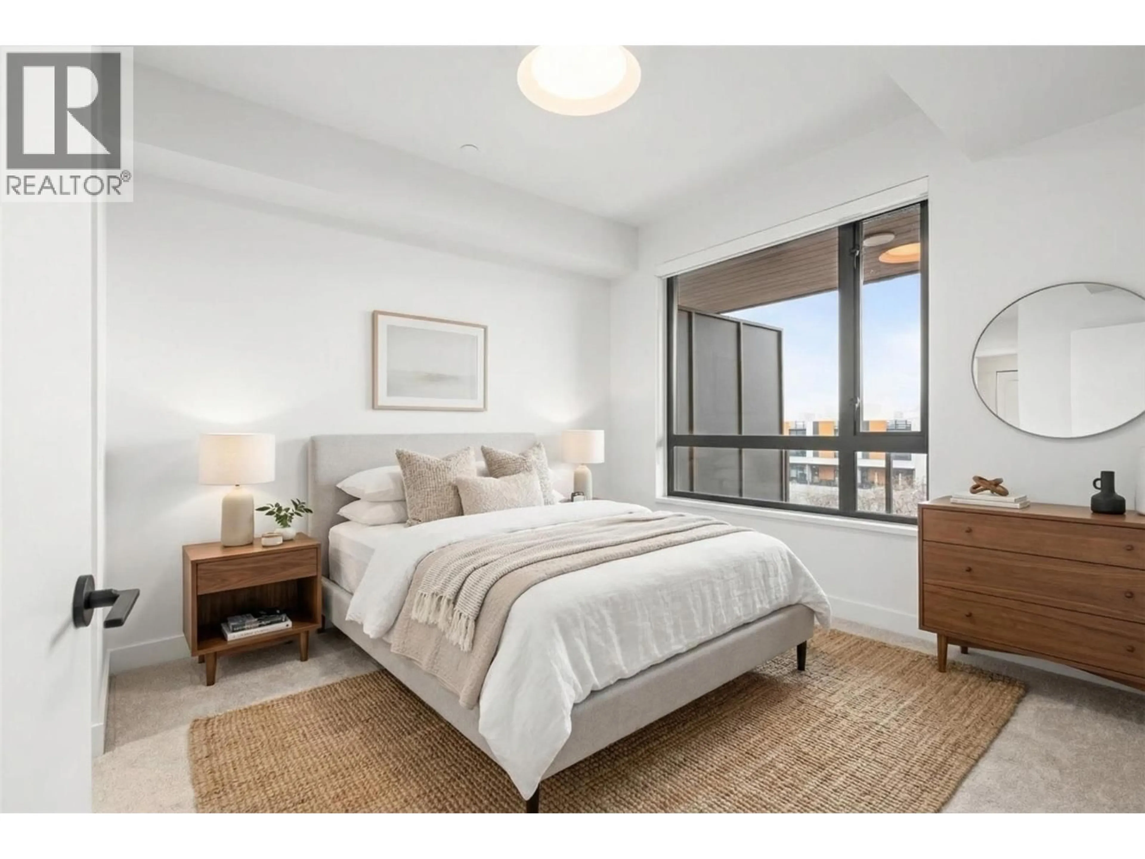 Bedroom with bed, unknown for 508 - 3051 ABBOTT STREET, Kelowna British Columbia V1Y1G9