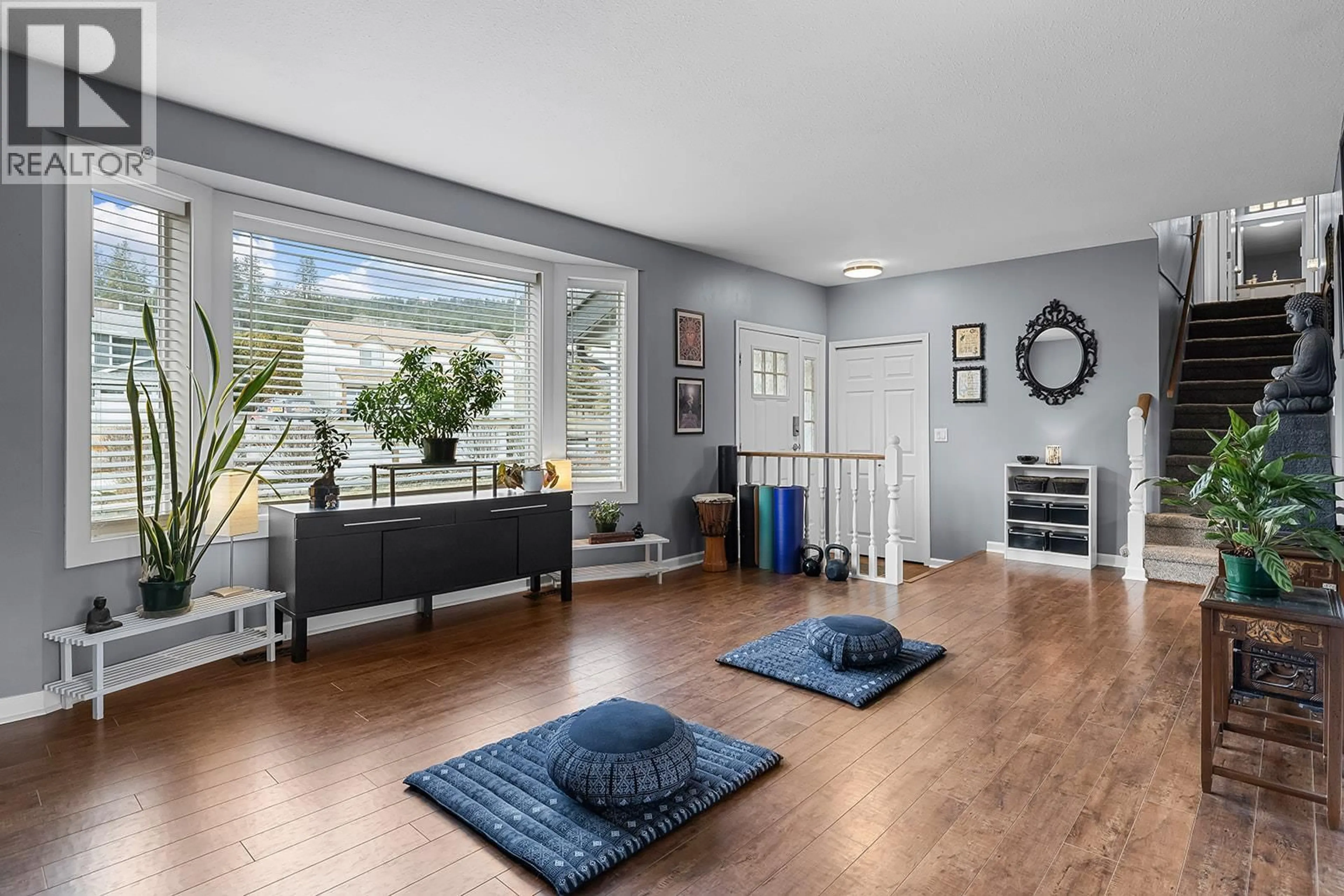 Indoor entryway for 3345 CHELSEA COURT, West Kelowna British Columbia V4T1B2