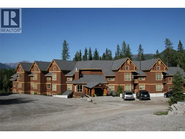 645D - 4559 TIMBERLINE CRESCENT, Fernie 3