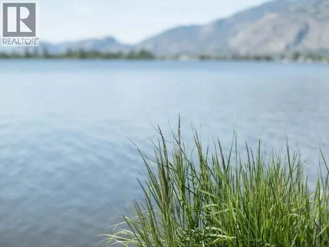 302 - 2418 LAKESHORE DRIVE, Osoyoos 3