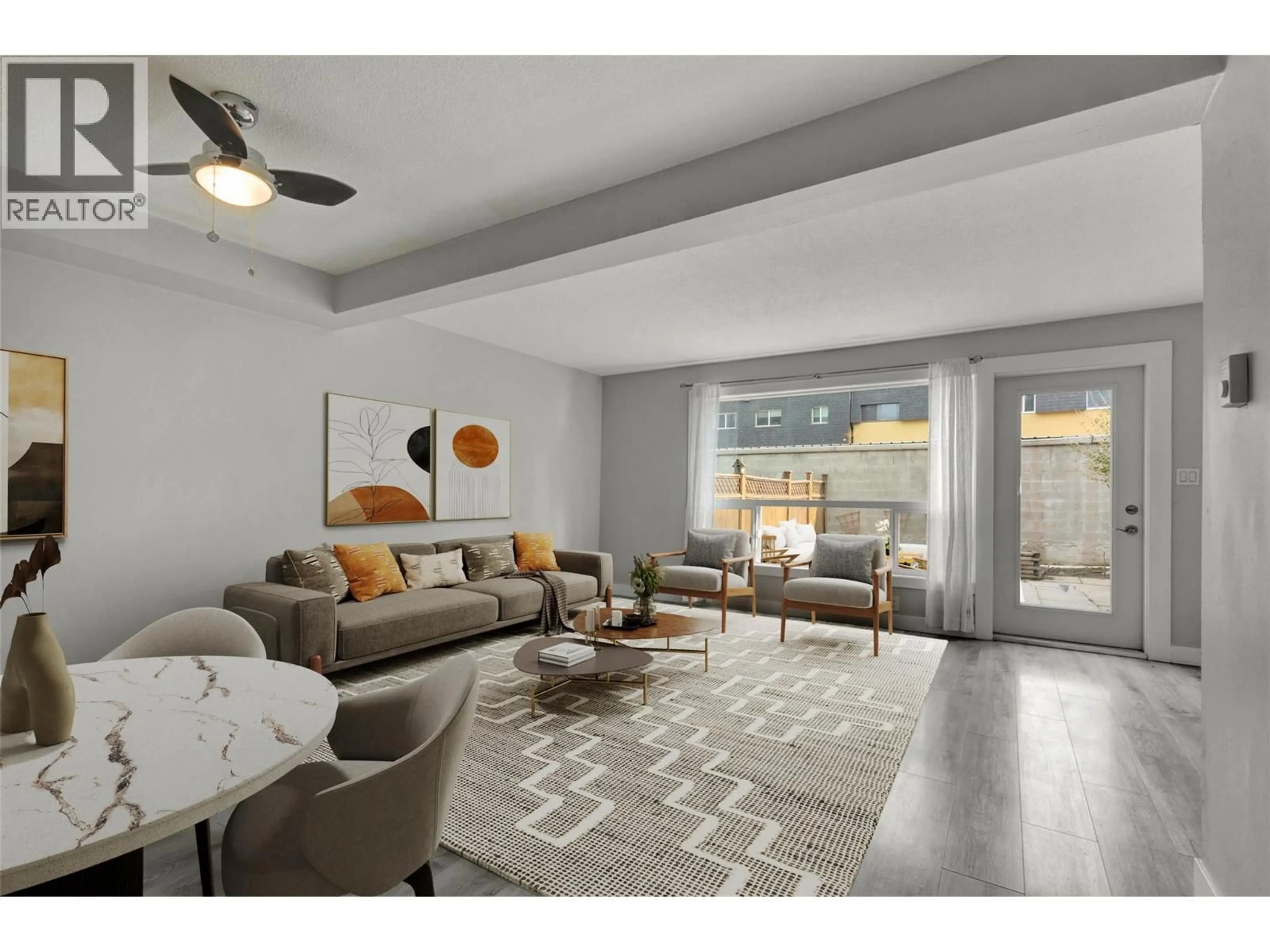 Living room with furniture, unknown for 4 - 1255 BERNARD AVENUE, Kelowna British Columbia V1Y6R3