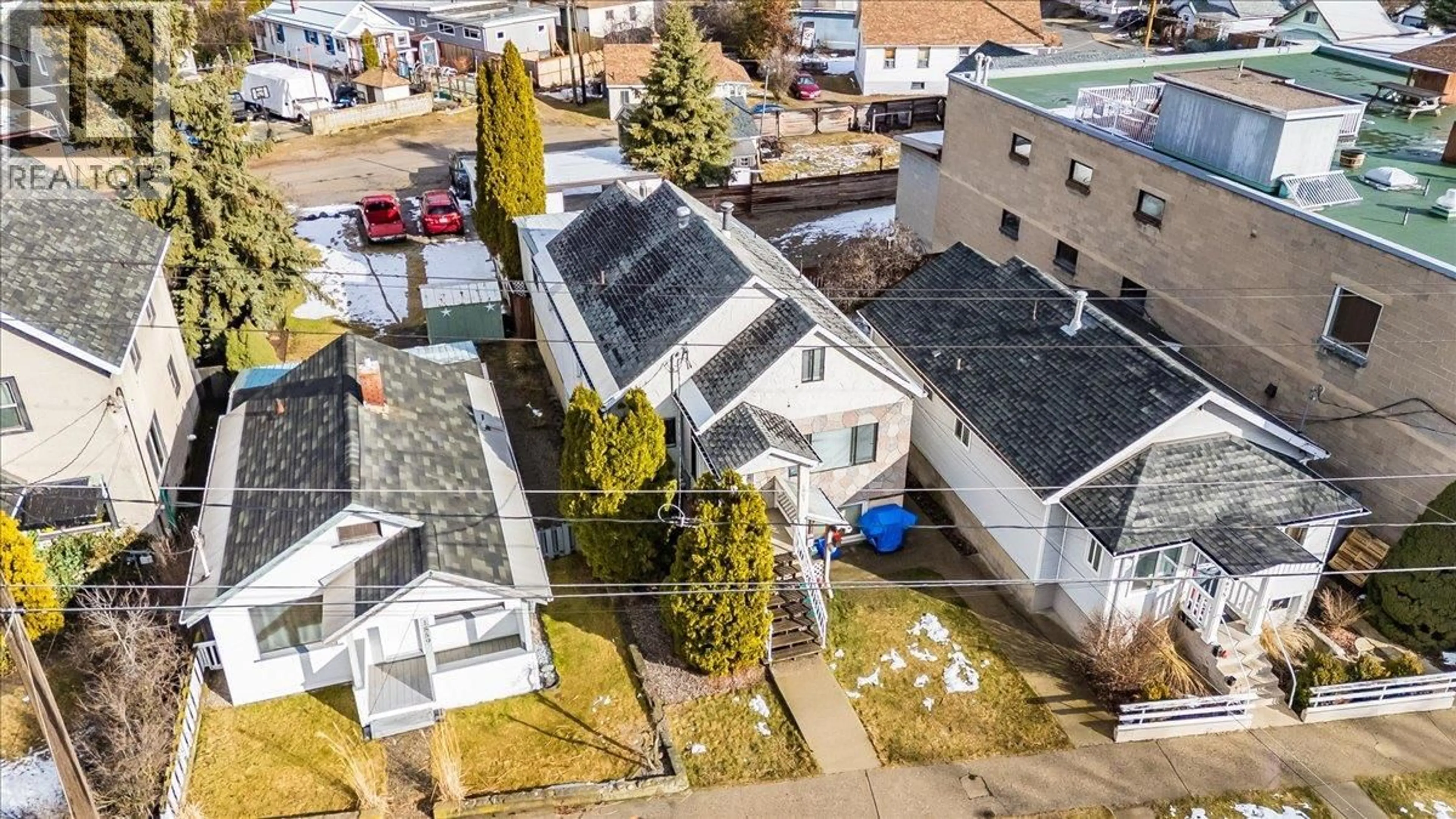 A pic from outside/outdoor area/front of a property/back of a property/a pic from drone, city buildings view from balcony for 1867 FIFTH AVENUE, Trail British Columbia V1R2G1